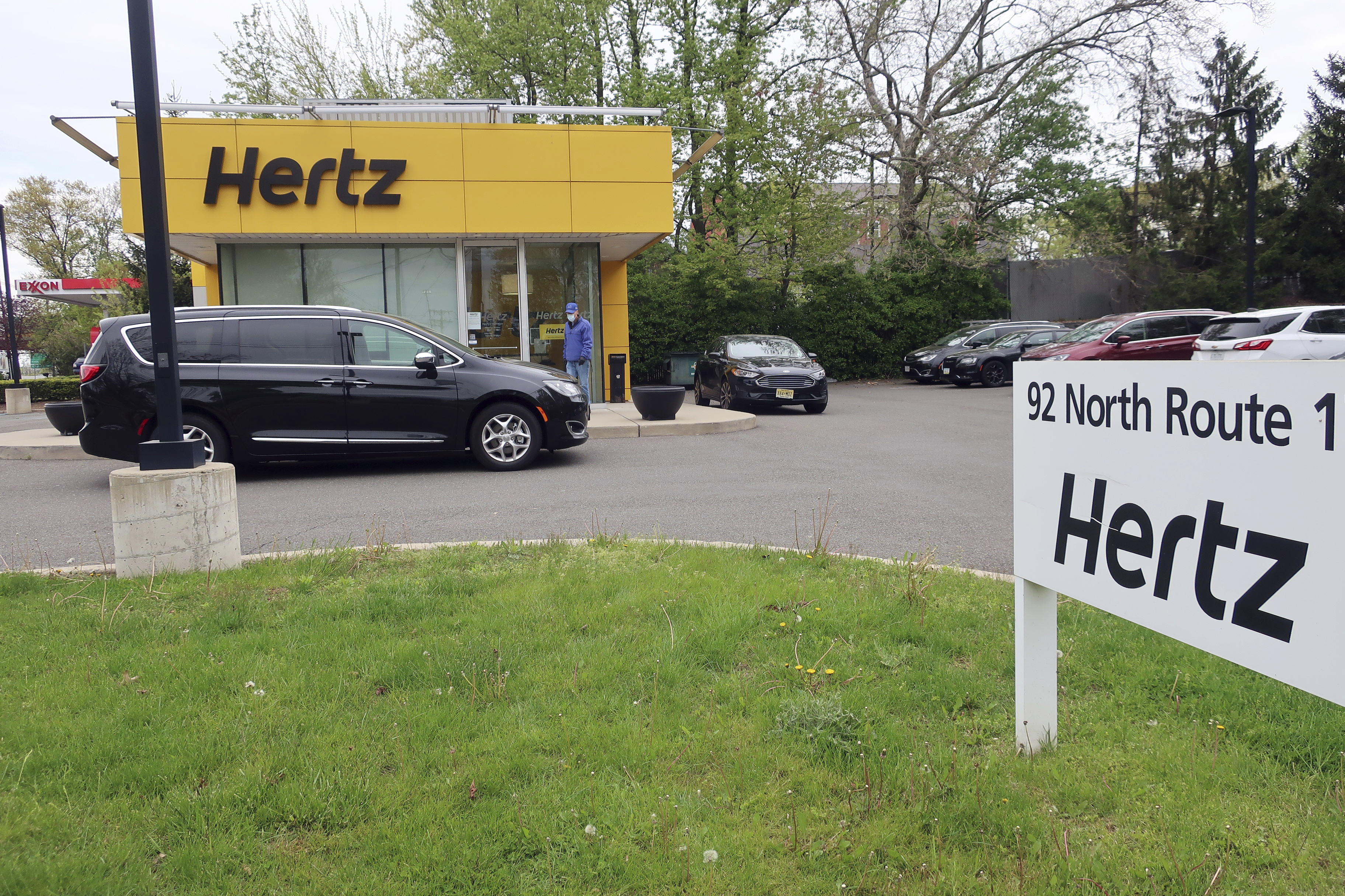Hertz Car Rental Near Me Open Now - CARCROT