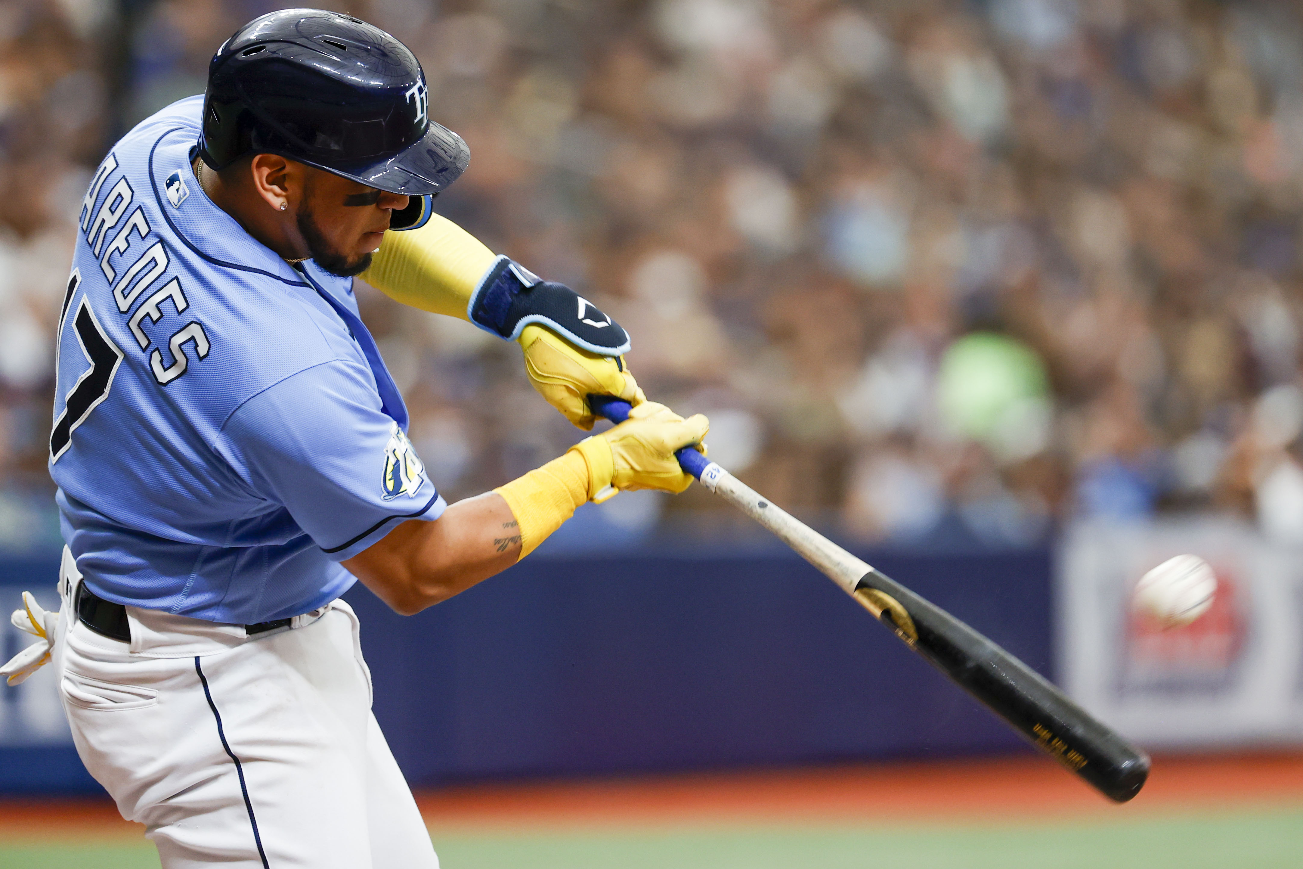 Isaac Paredes homers as Tampa Bay Rays beat Los Angeles Dodgers 11-10