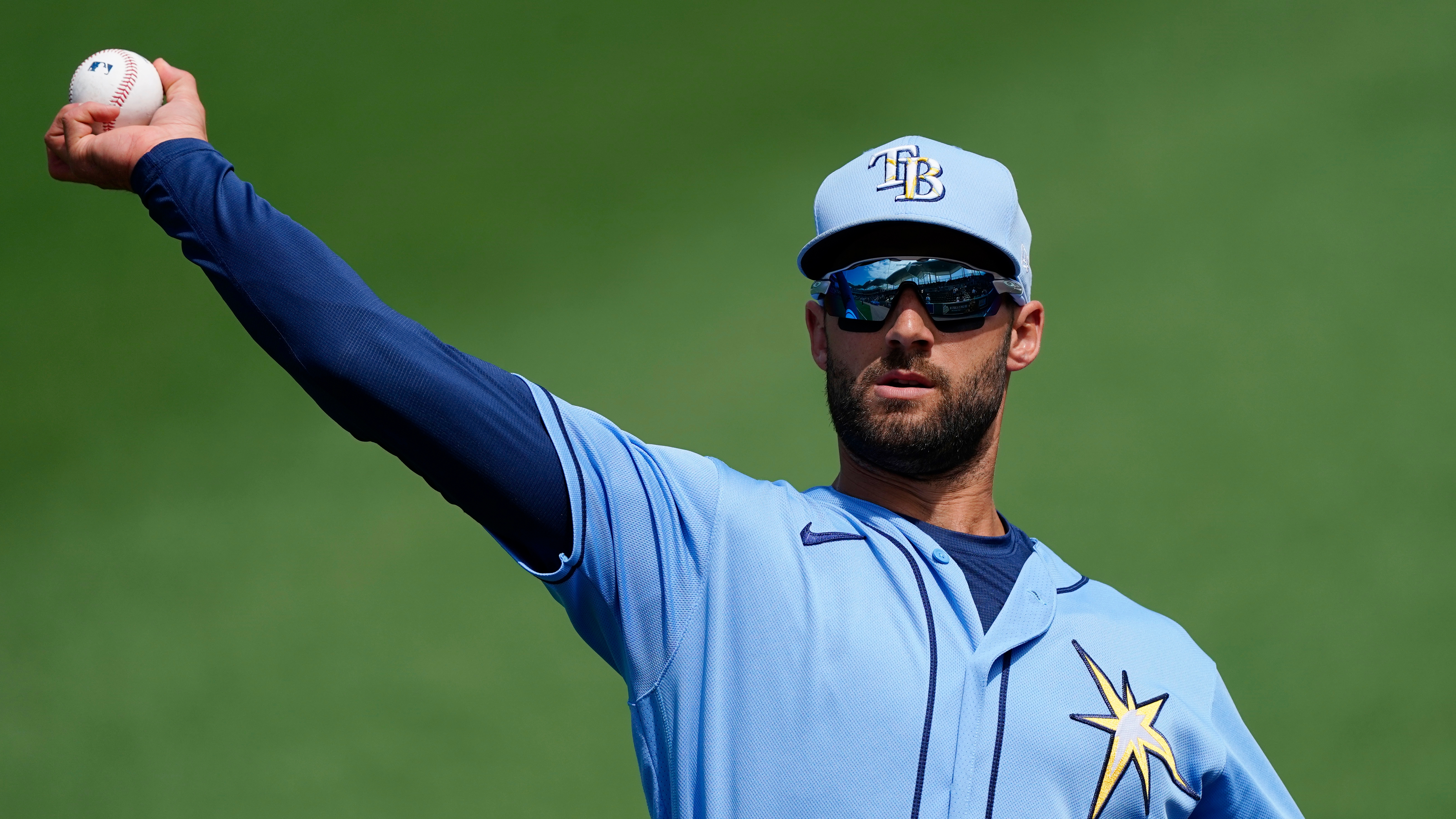 Rays place Kevin Kiermaier on IL, call up Kevin Padlo