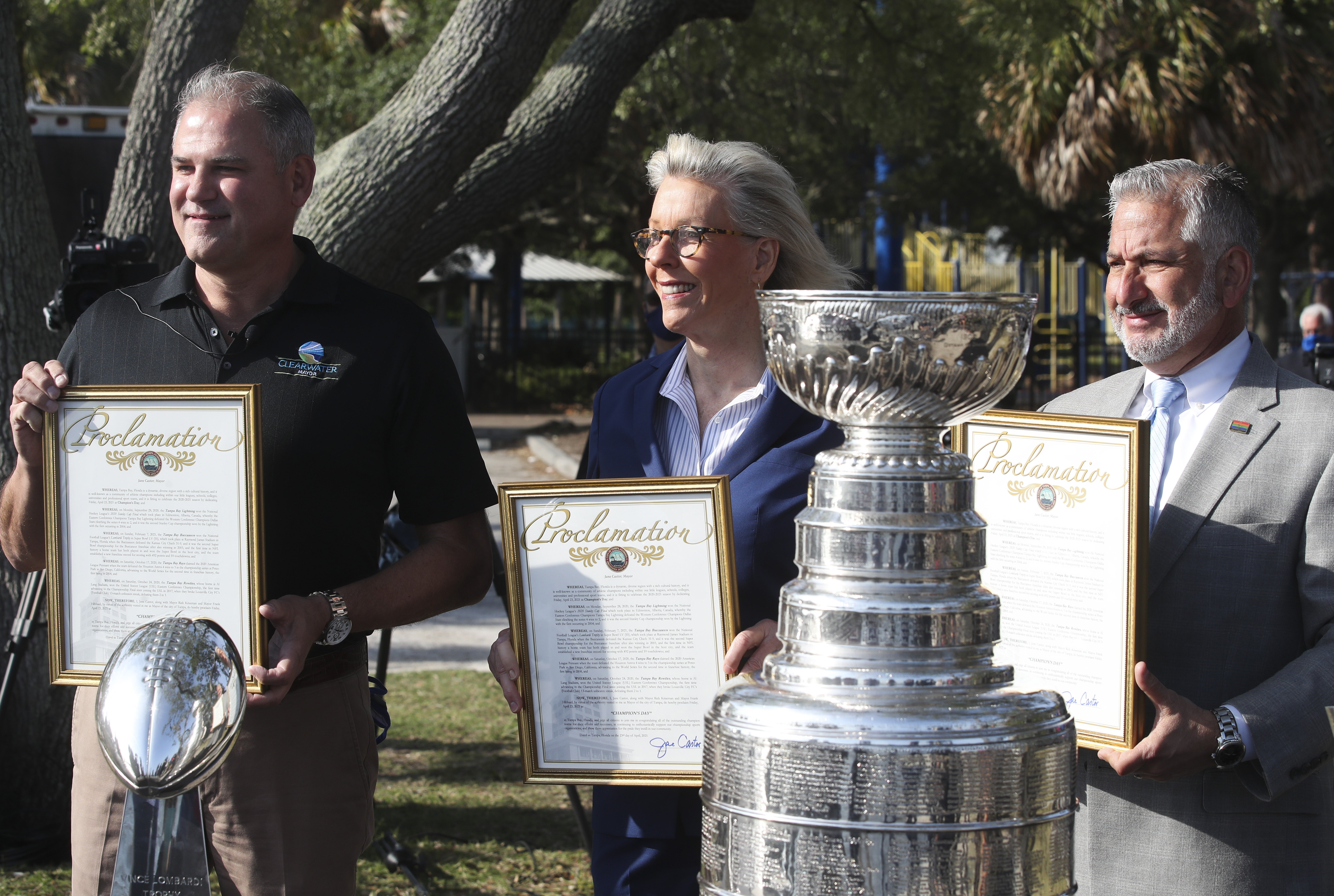 Buccaneers bring Vince Lombardi Trophy to Sarasota City Hall