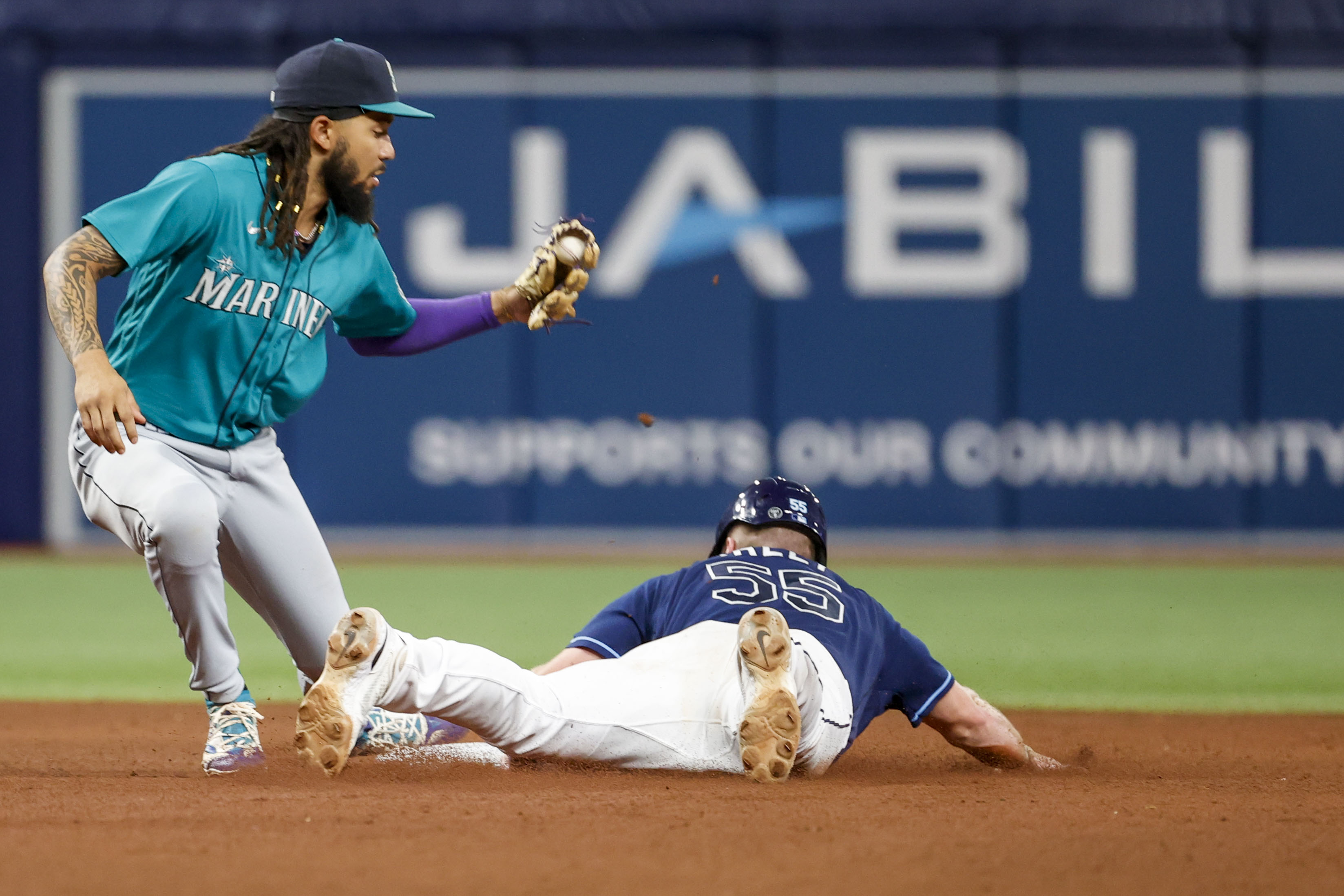 Luis Castillo, Mariners shut down Rays in possible playoff preview