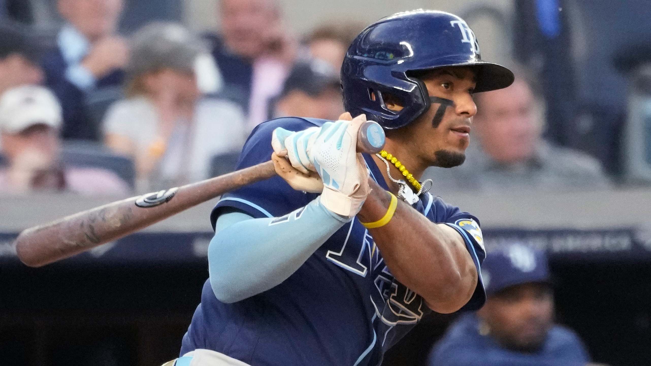 Rays' Wander Franco leaves game against Yankees with neck issue