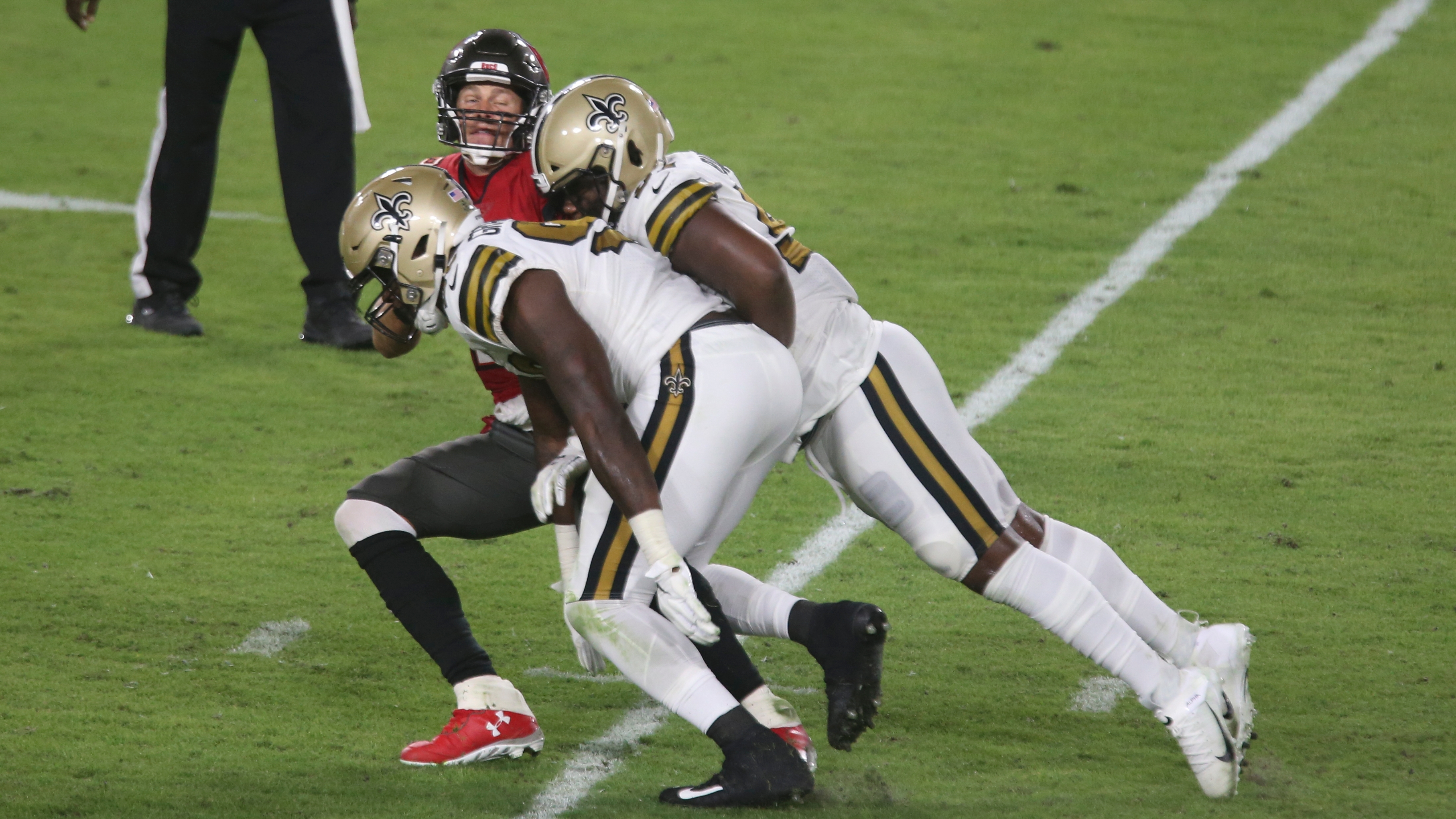 Bucs' run game is an example of bad football