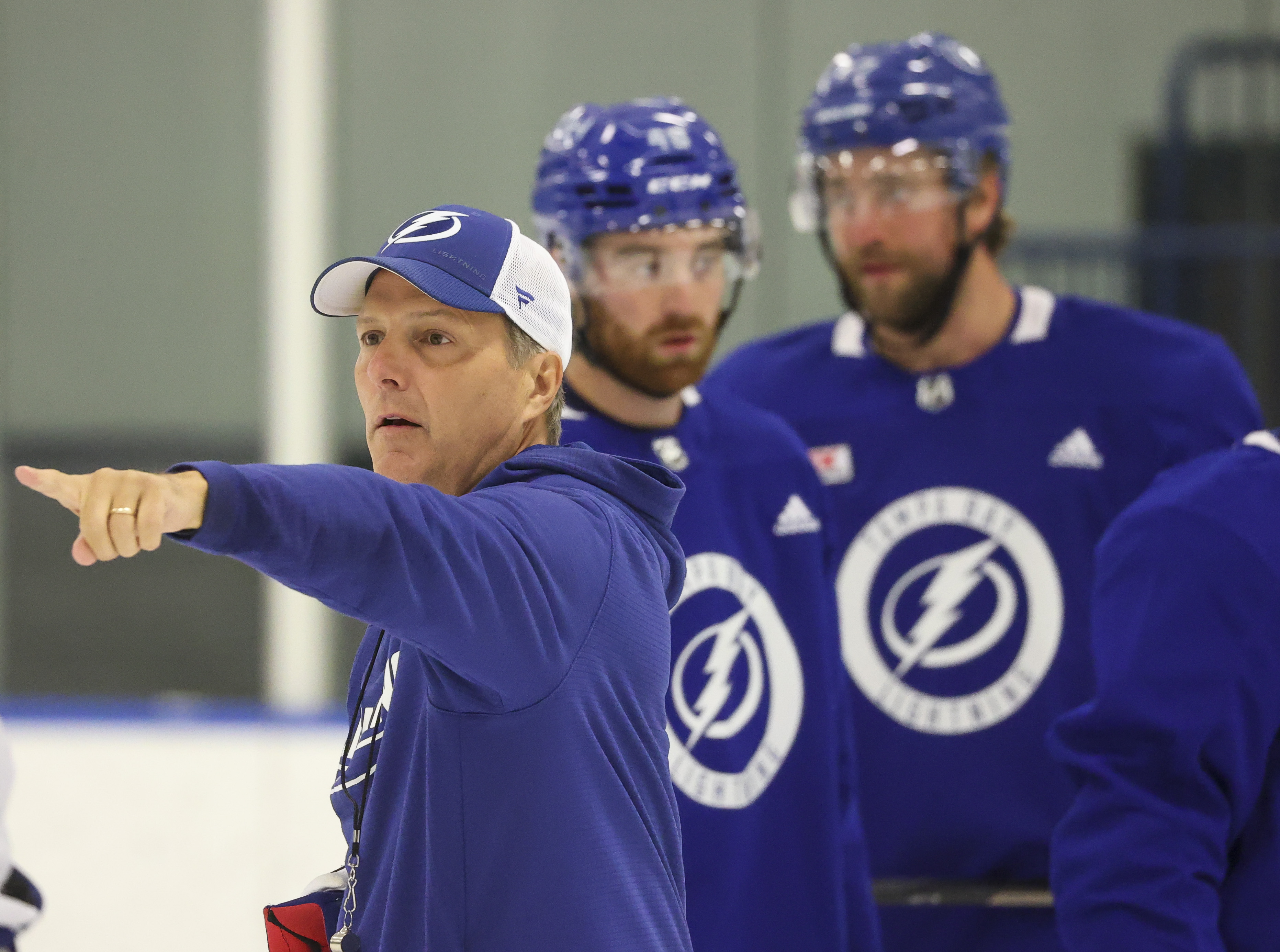 Lightning drop preseason opener to Carolina