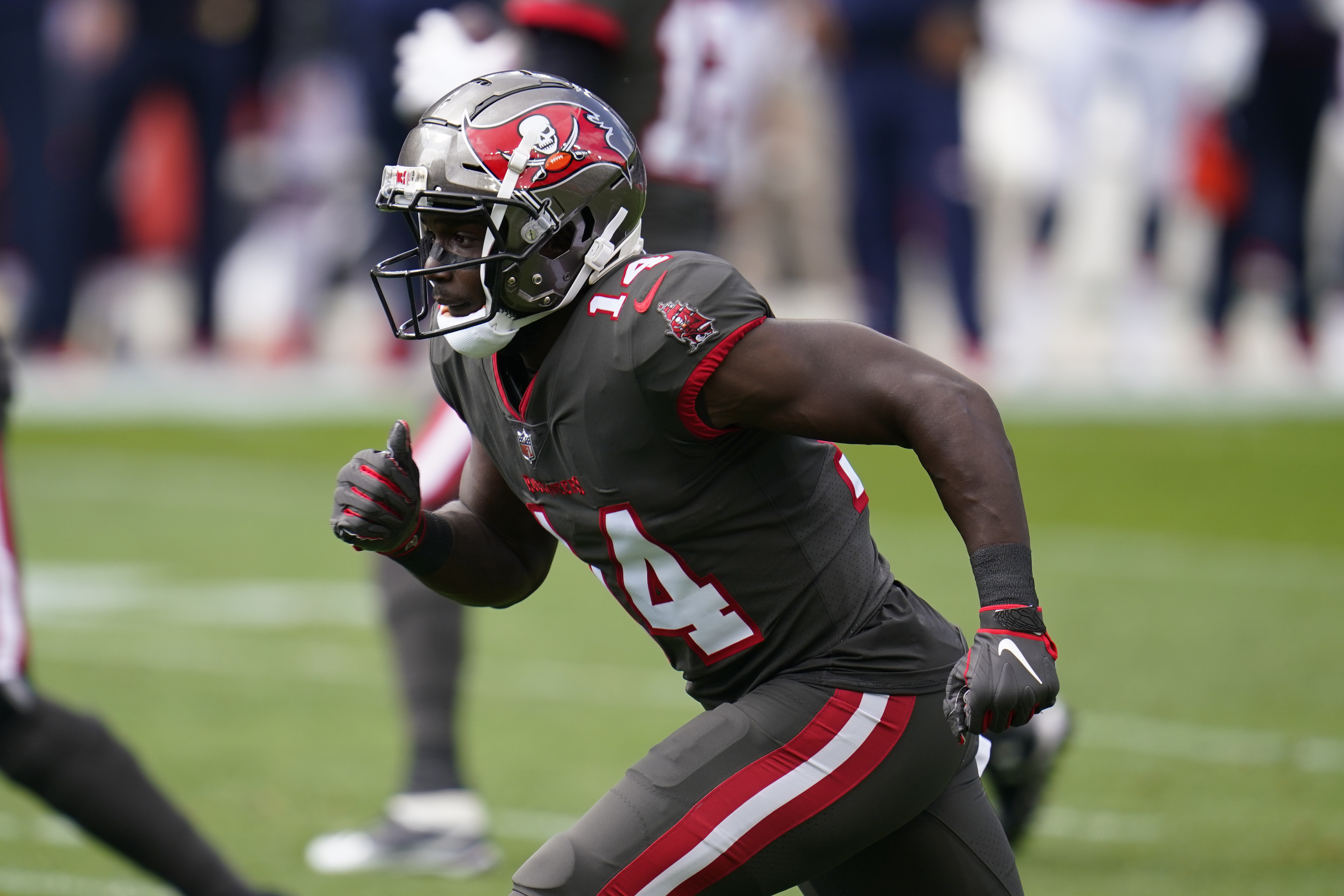 Denver Broncos wide receiver Tim Patrick (81) runs for a touchdown against  the Tampa Bay Buccaneers during an NFL football game, Sunday, Sept. 27,  2020, in Denver. (AP Photo/Jack Dempsey Stock Photo - Alamy