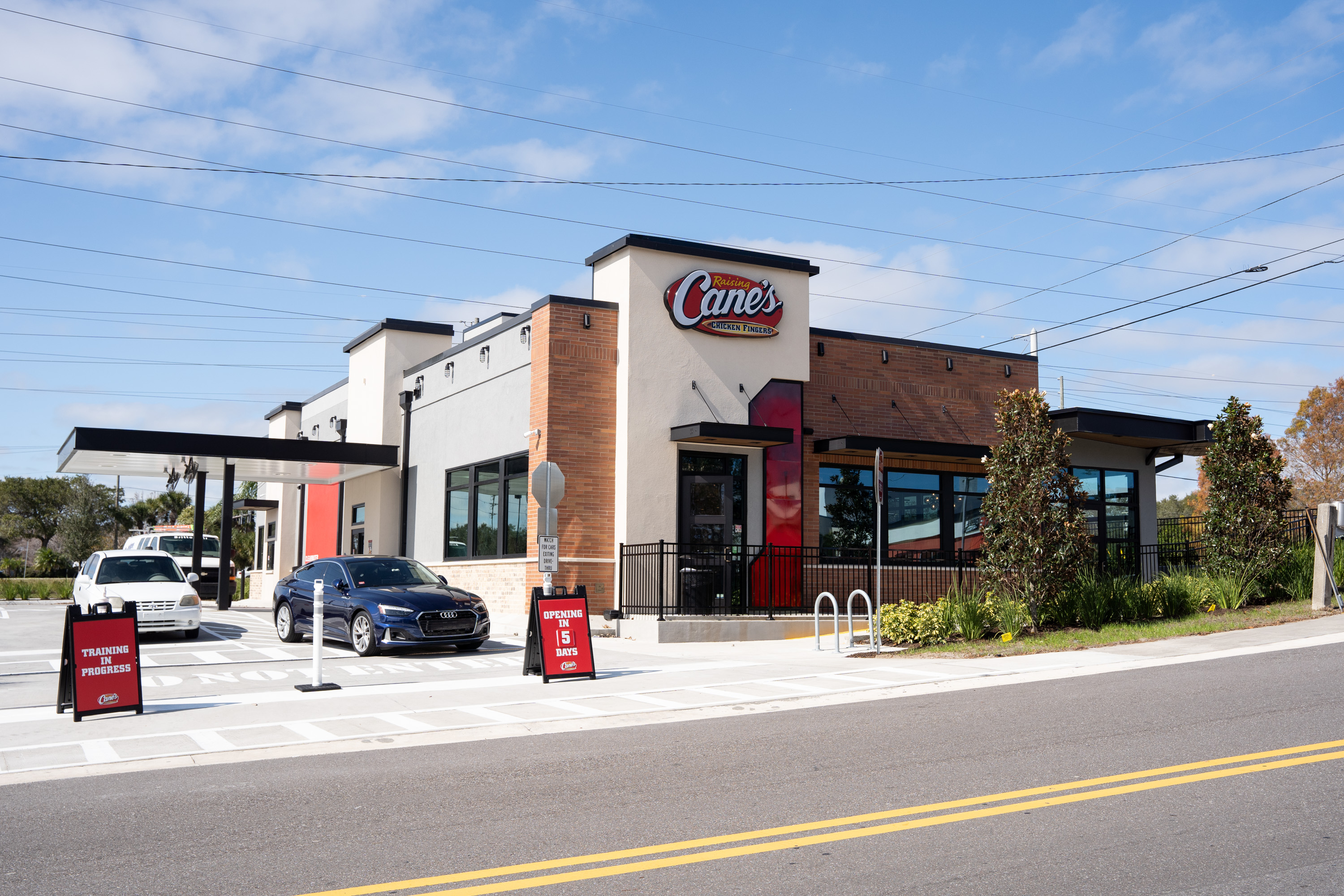 Raising Cane's first chicken restaurant in Tampa Bay to open