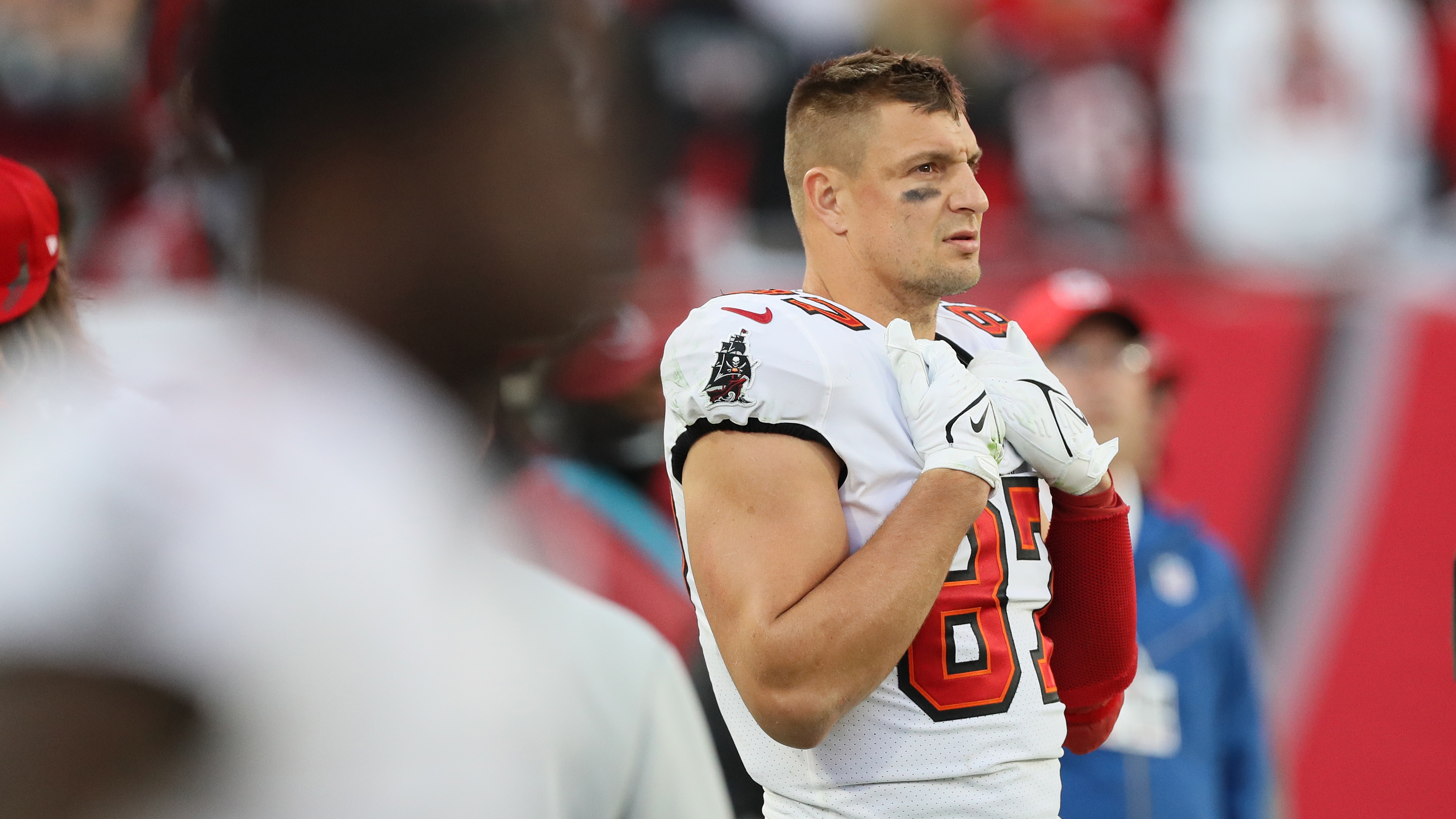 Rob 'Gronk' Gronkowski announces retirement from Buccaneers, NFL on  Instagram