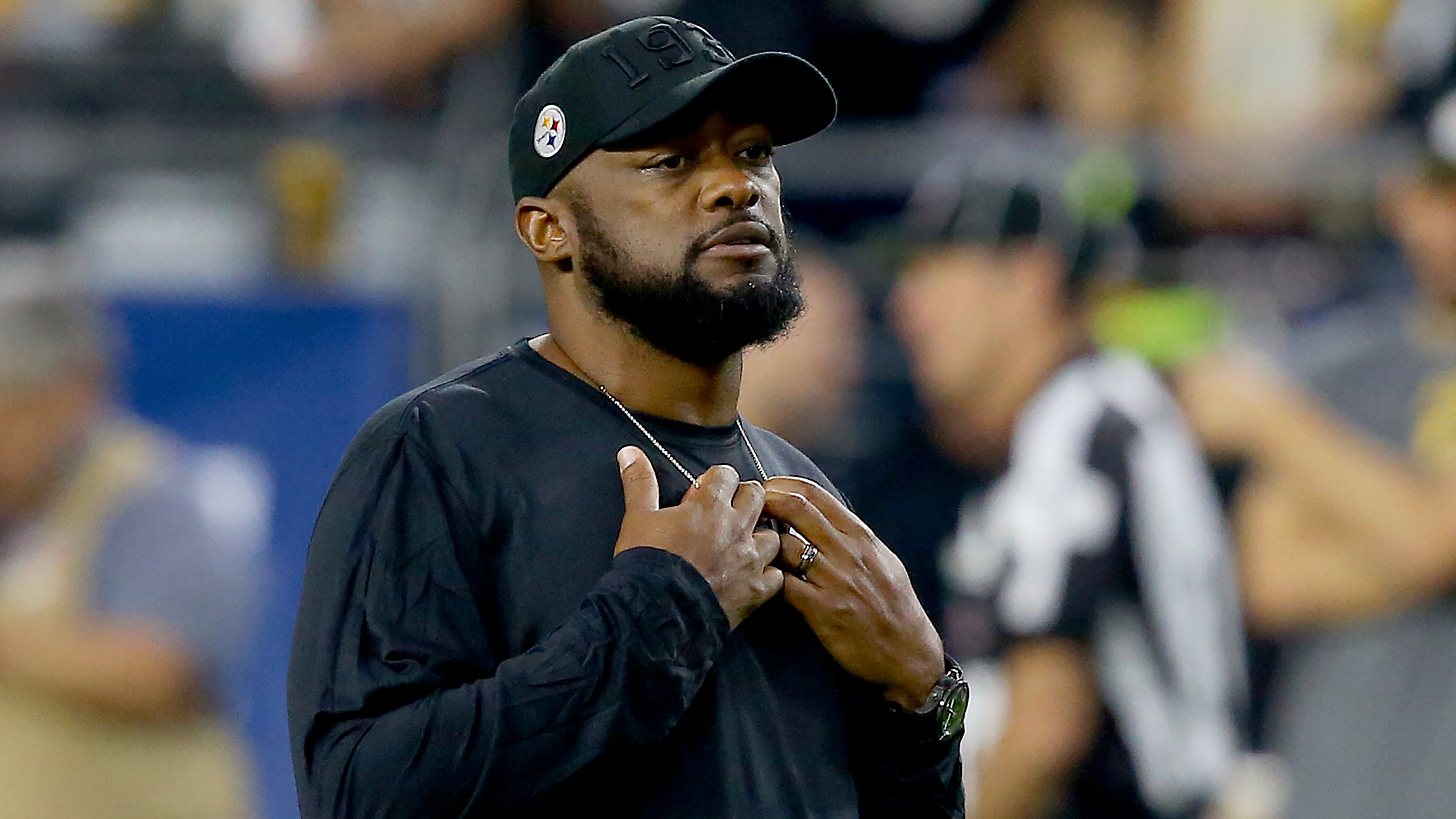 Pittsburgh Steelers coach Mike Tomlin diagnosed with COVID-19