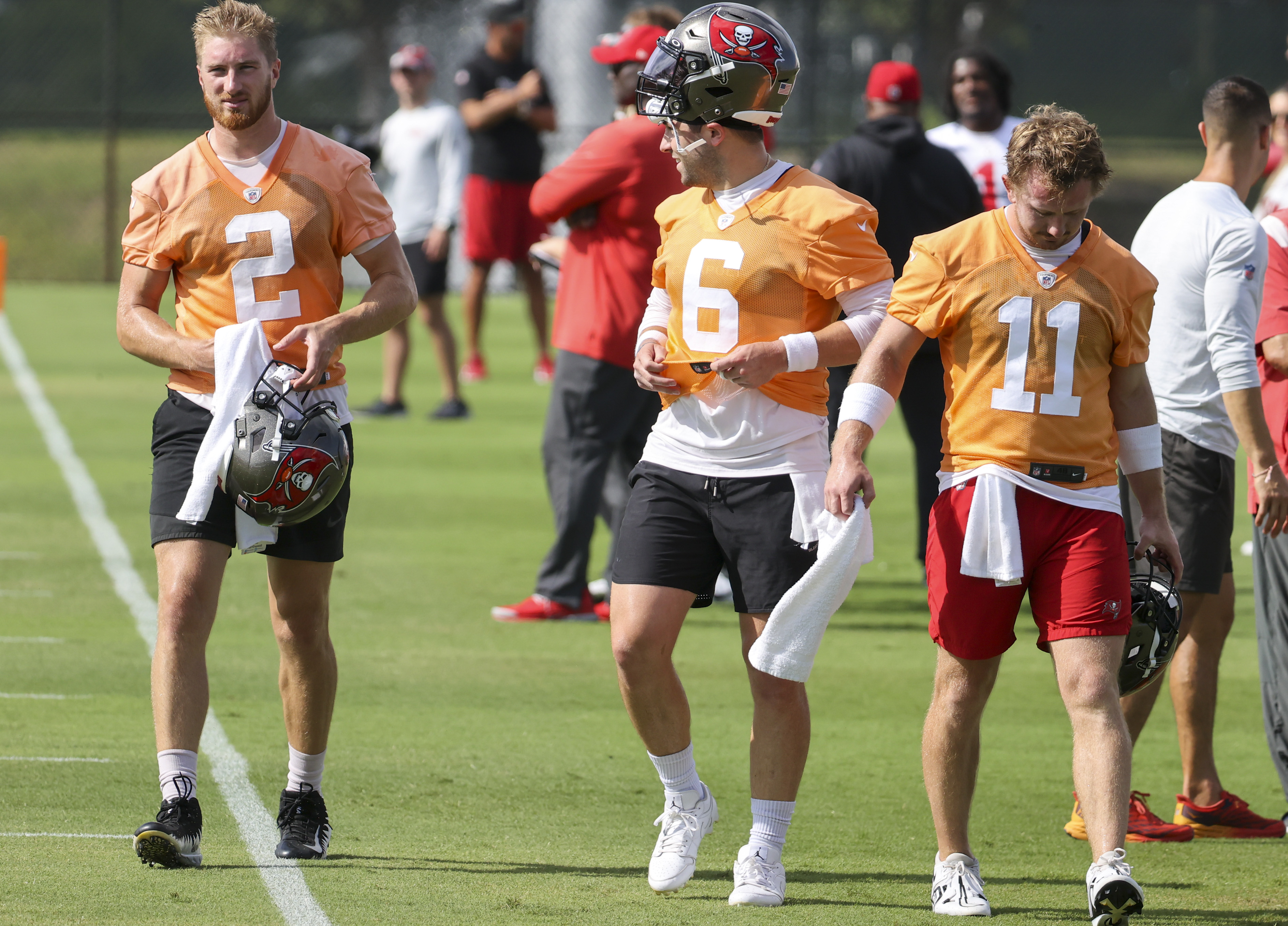 Todd Bowles reaffirms Bucs quarterback competition will linger