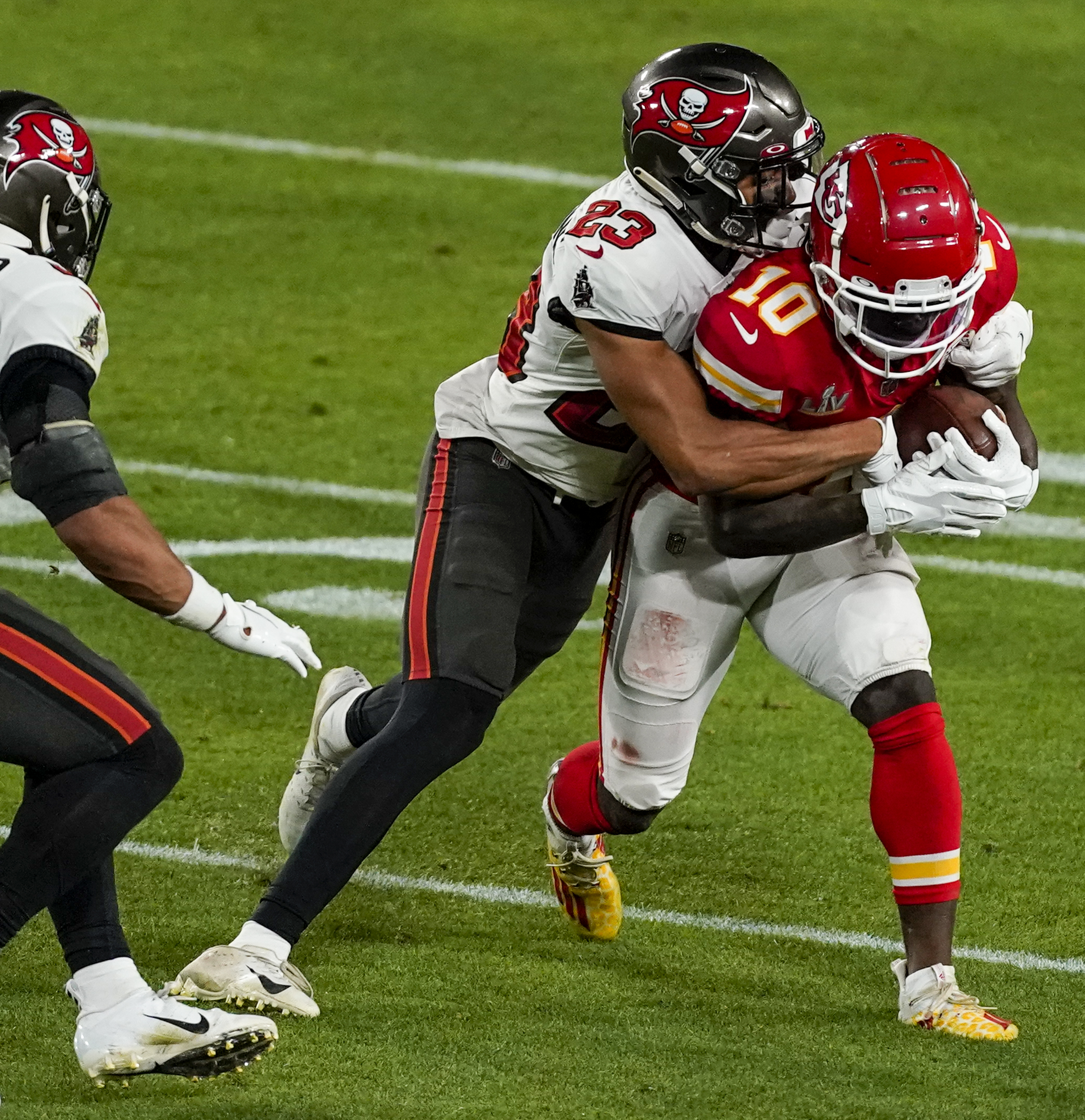 Cynthia Frelund: Bucs Will Win NFC South -  - Tampa