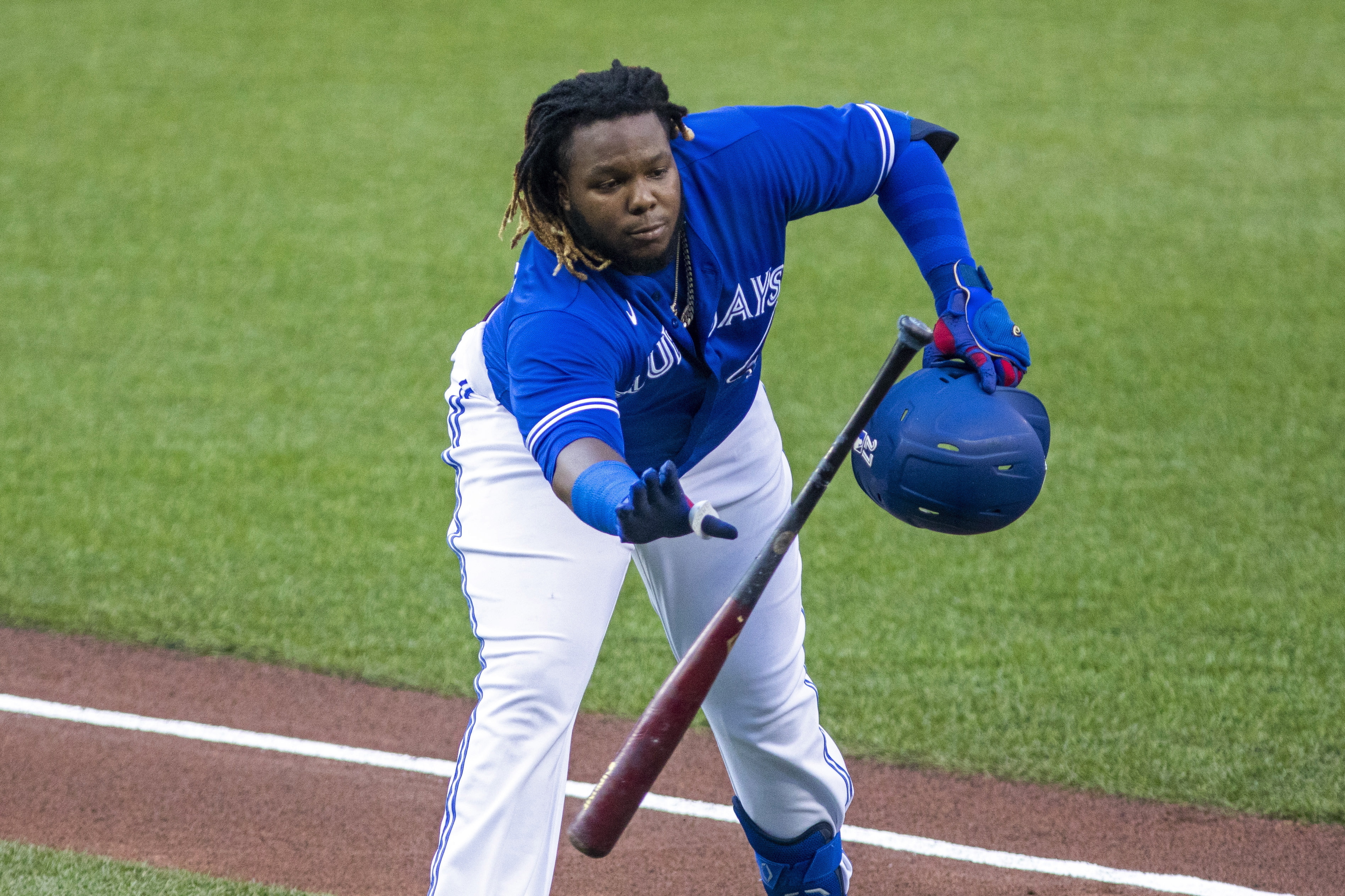 Blue Jays star Guerrero Jr. and former MVP Donaldson swap jerseys - Sports  Illustrated Toronto Blue Jays News, Analysis and More