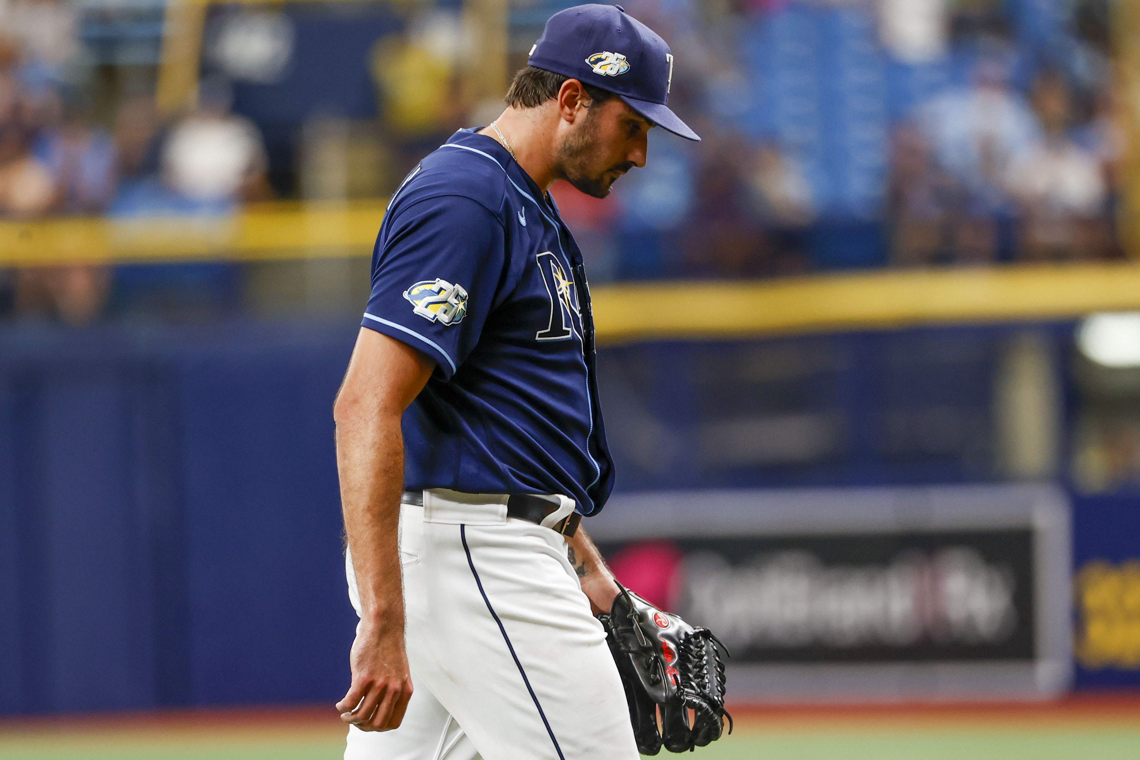 White Sox's Lance Lynn to Miss 4 Weeks with Knee Injury; Will