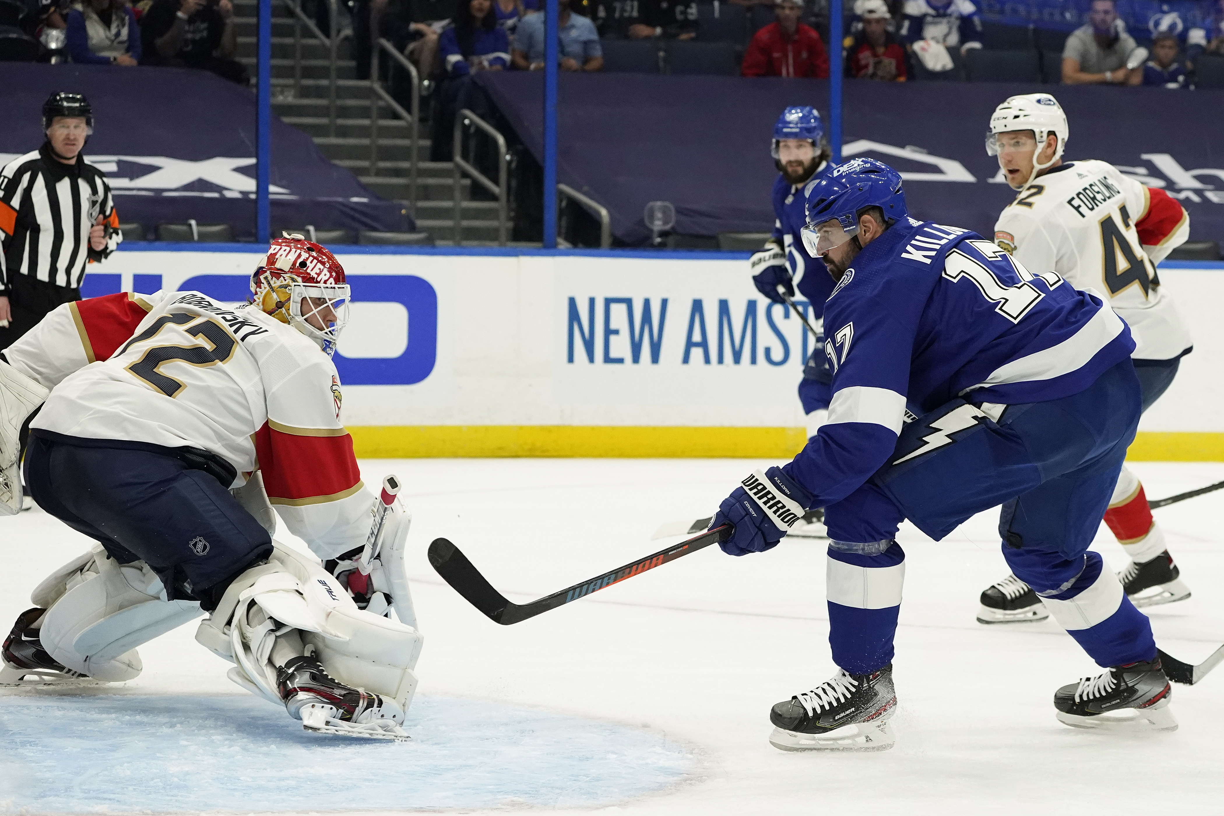 Vasilevskiy makes 42 saves, Bolts dump Montreal 3-1 to go up 2-0