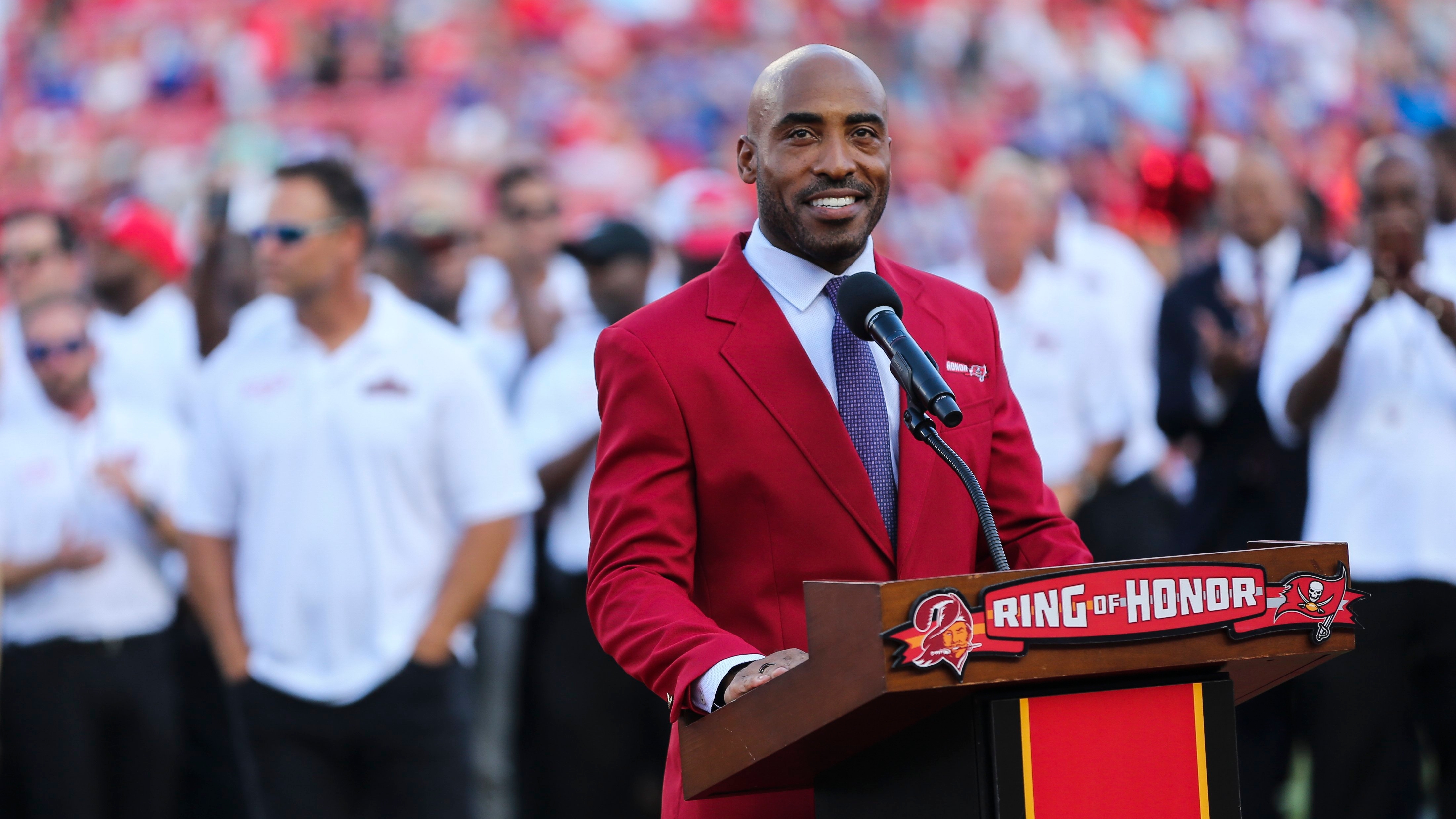 Ronde Barber snubbed by Pro Football Hall of Fame