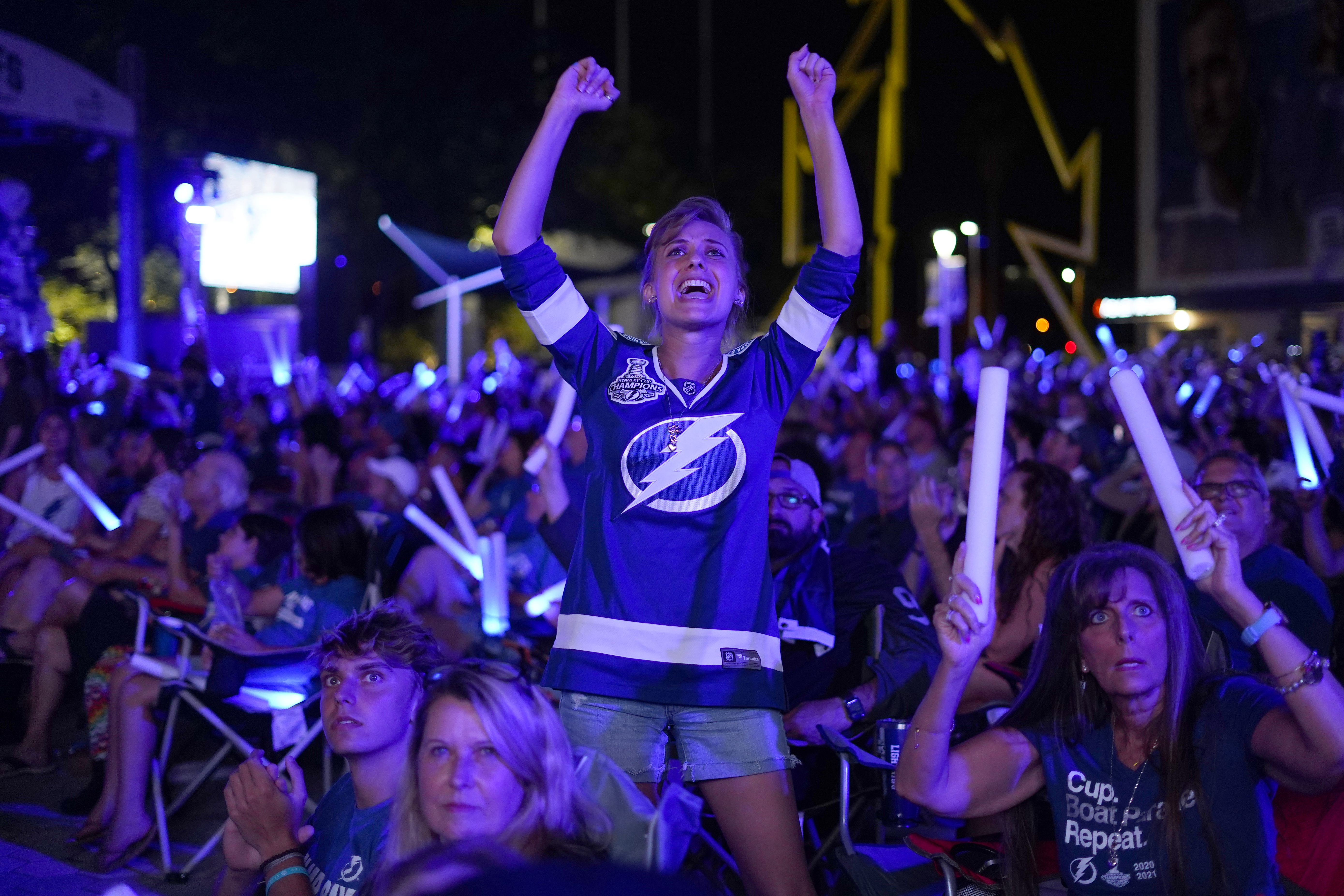 Anthony Cirelli Autographed Tampa Bay Lightning Fanatics Jersey