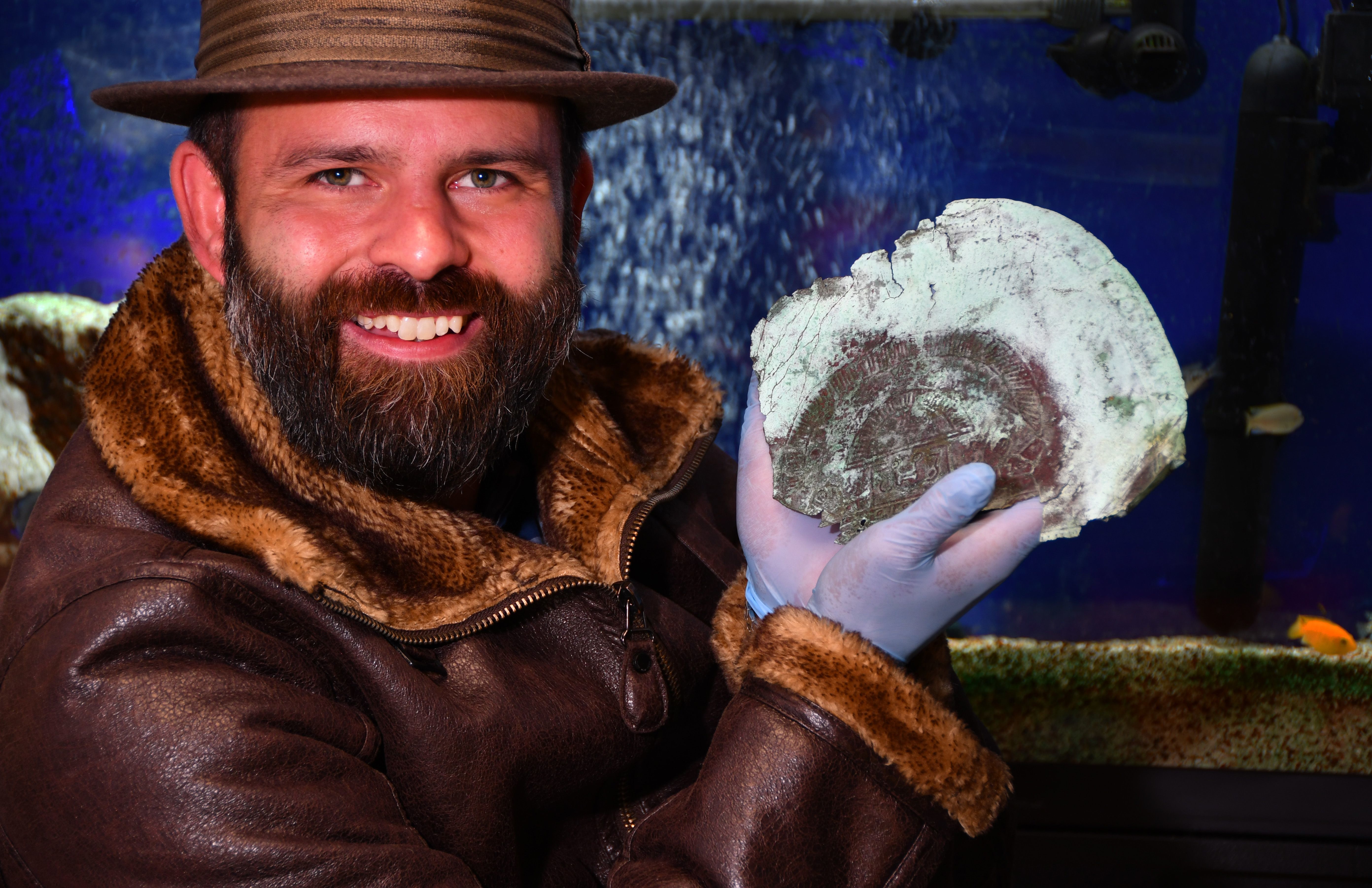 Florida treasure hunter says he was tricked by con man claiming to be a war  hero scientist