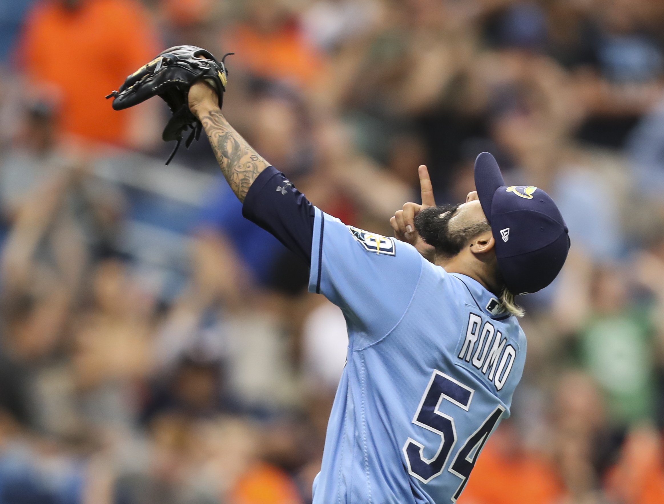 Blue Jays close to signing veteran relief pitcher Sergio Romo