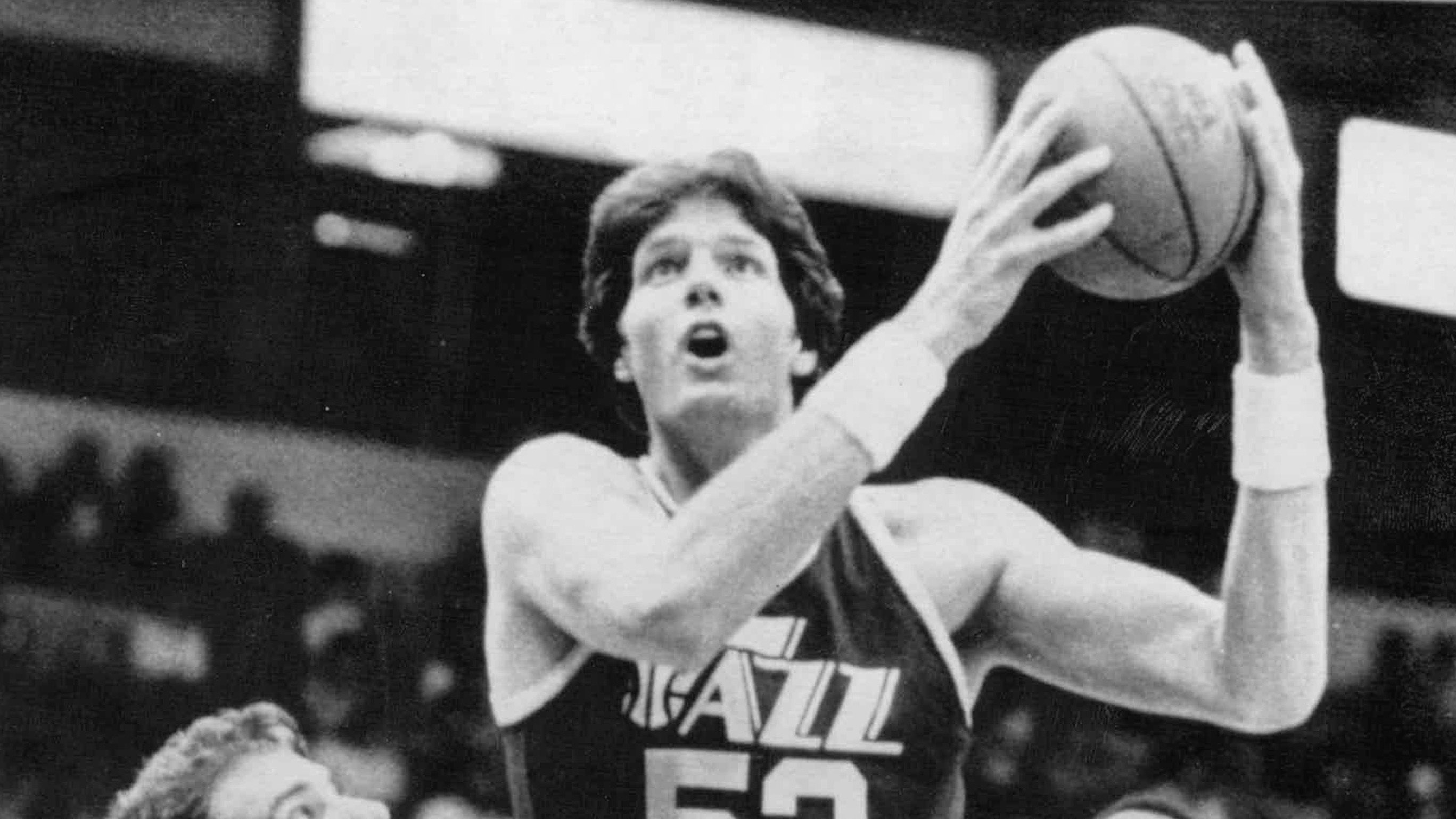 Mark Eaton, Shot-Blocking Star for the Utah Jazz, Dies at 64 - The New York  Times