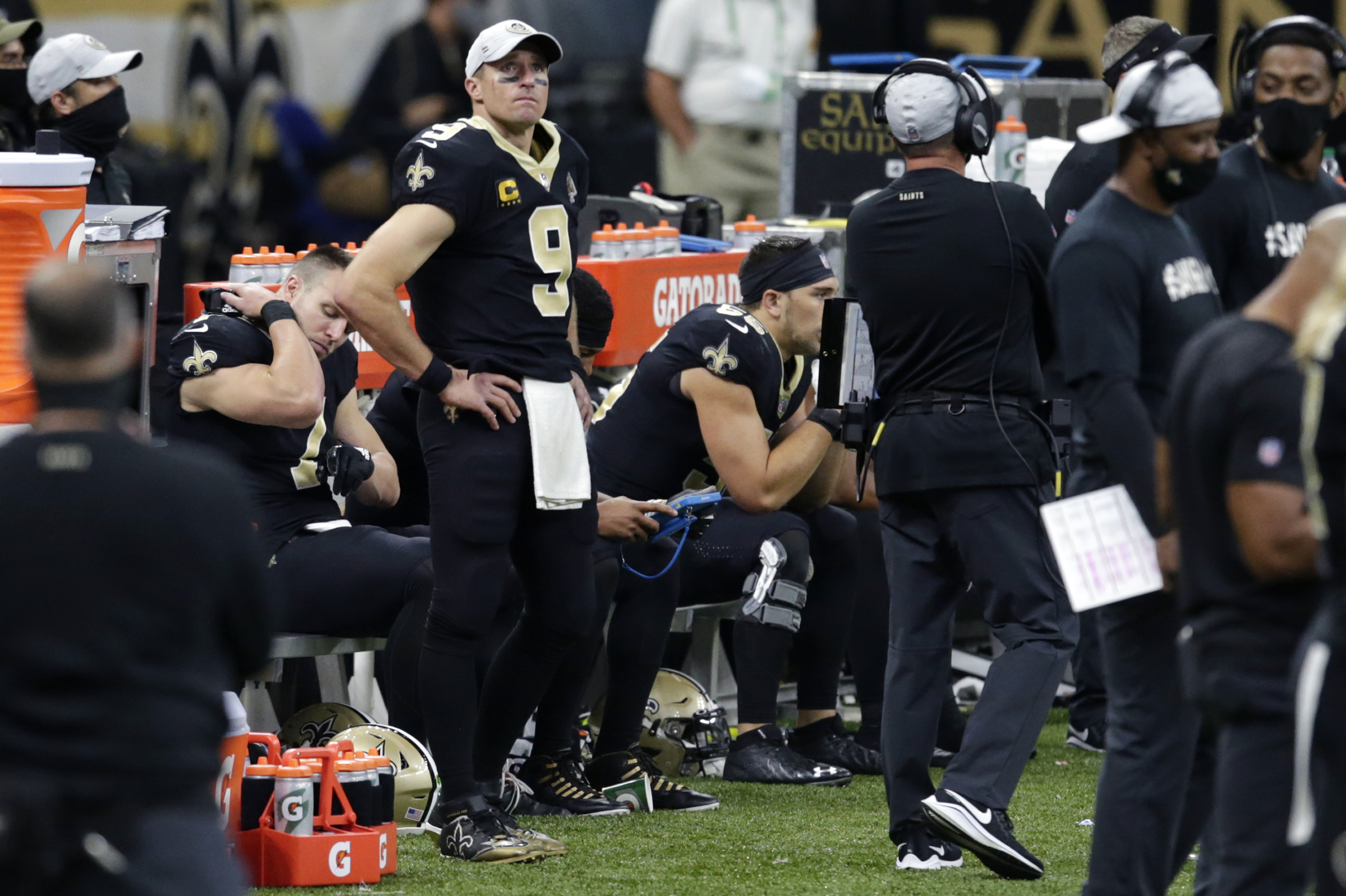 Saints' Drew Brees could miss several weeks with shoulder injury