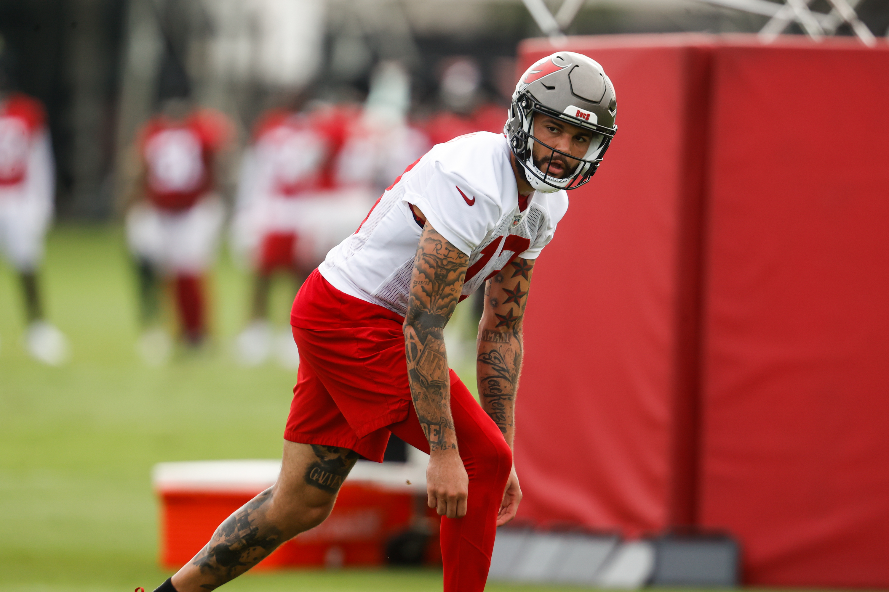 Buccaneers, Mike Evans not progressing on extension