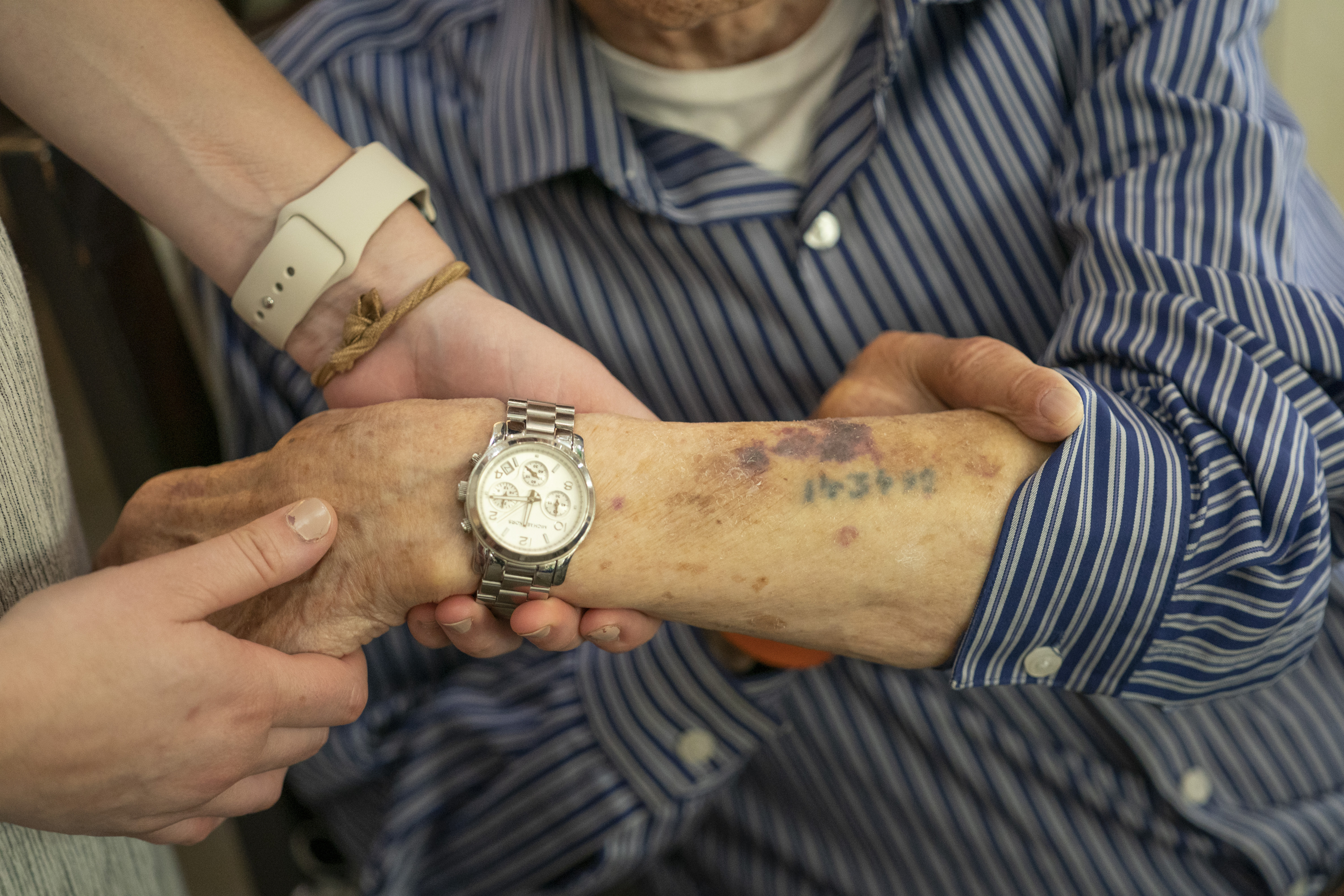 Tampa Holocaust survivor marks 100th birthday, still mourns family