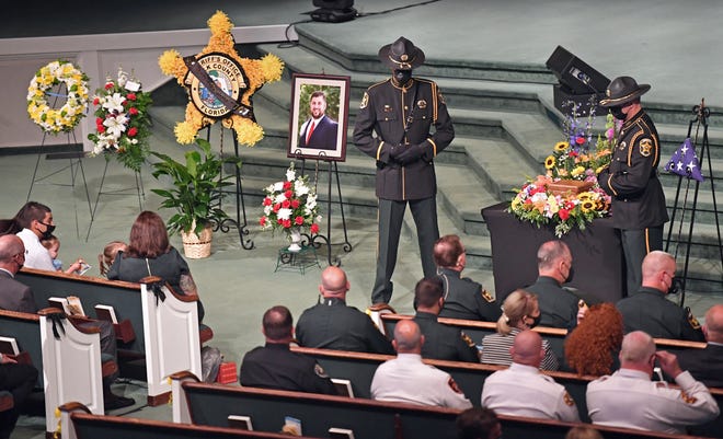 Friends, Family Honor Polk Deputy Who Died Of Covid-19