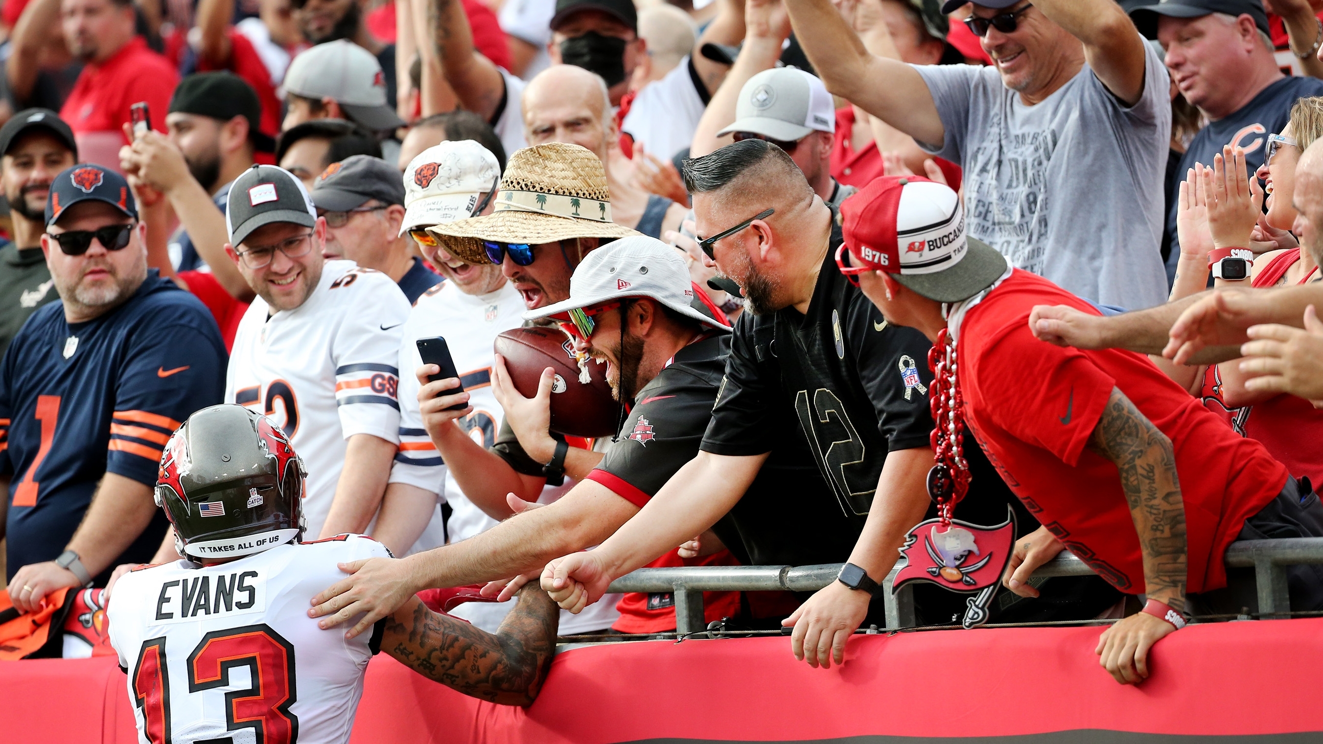 VIDEO: Tom Brady Already Has a Remarkable 'Florida Man' Tan in Welcome  Message to Tampa Bay Bucs Fans
