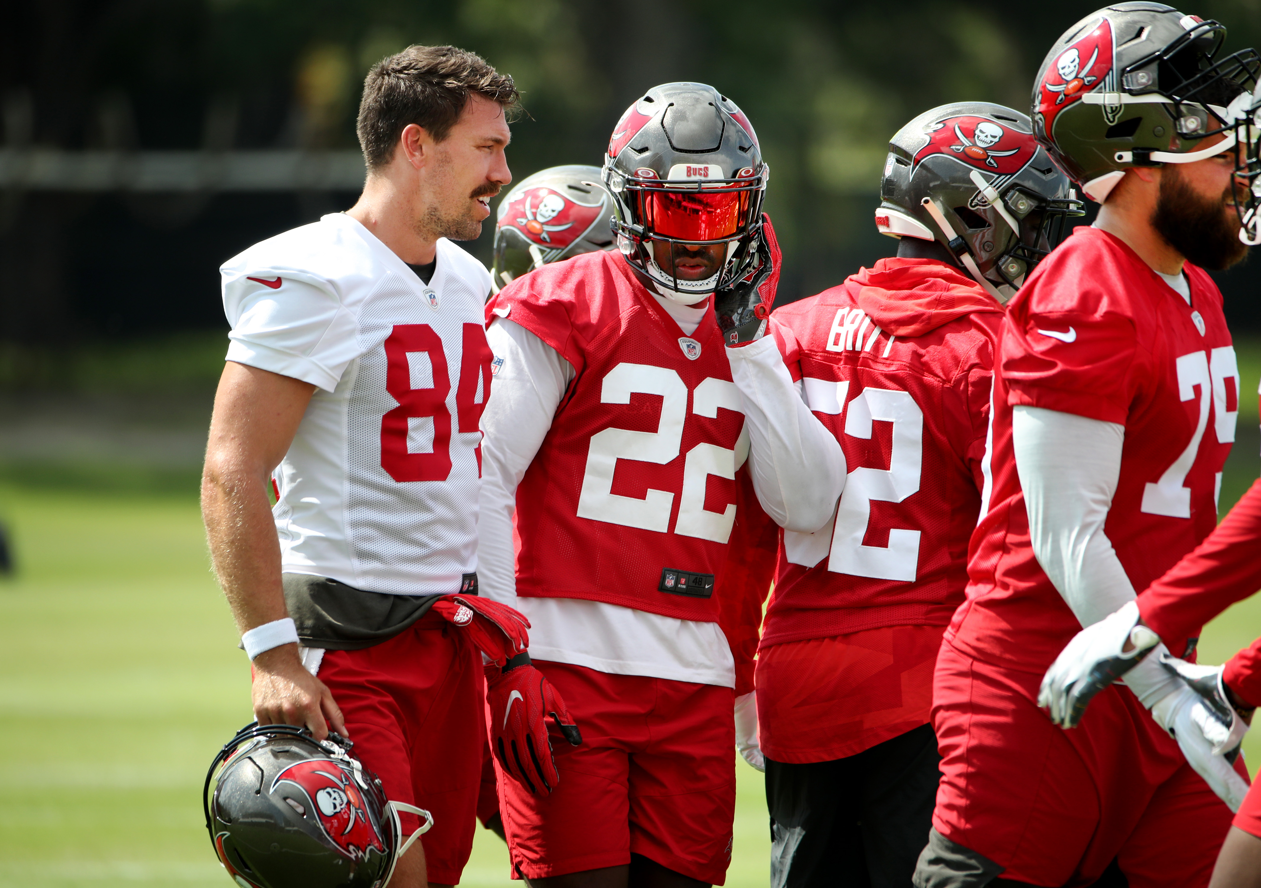 Tom Brady chasing one Super Bowl ring record that's actually held by a  former Buccaneers teammate 