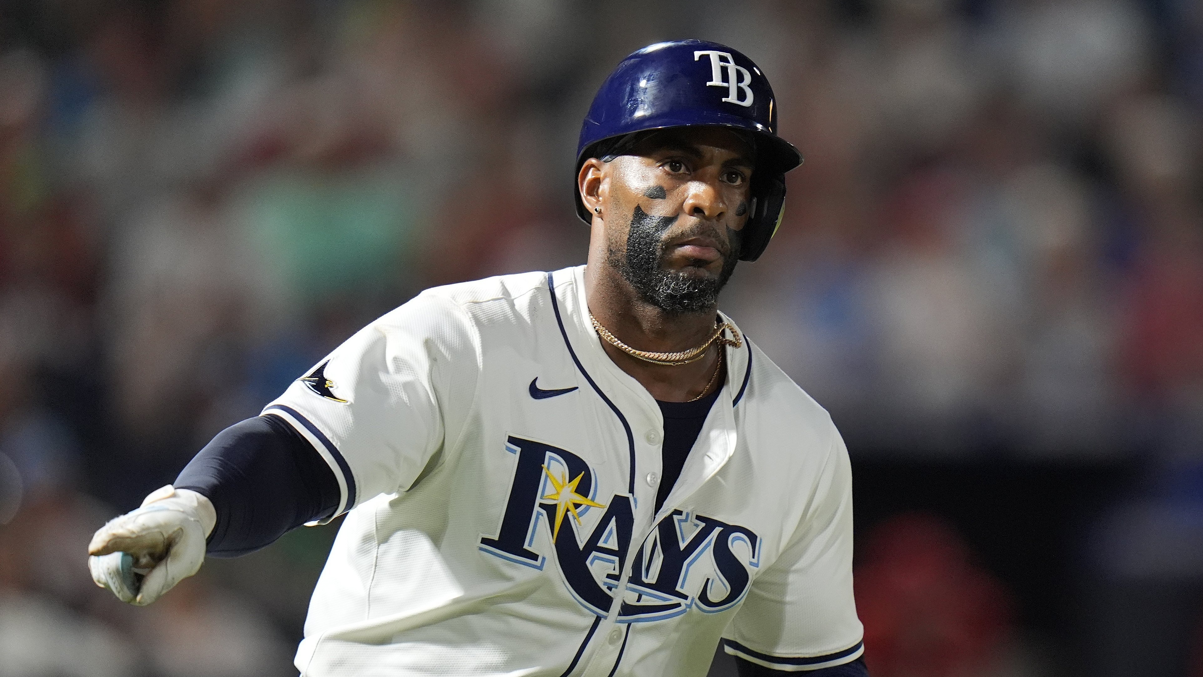 Rays' Yandy Diaz to miss series in Toronto due to passport issue