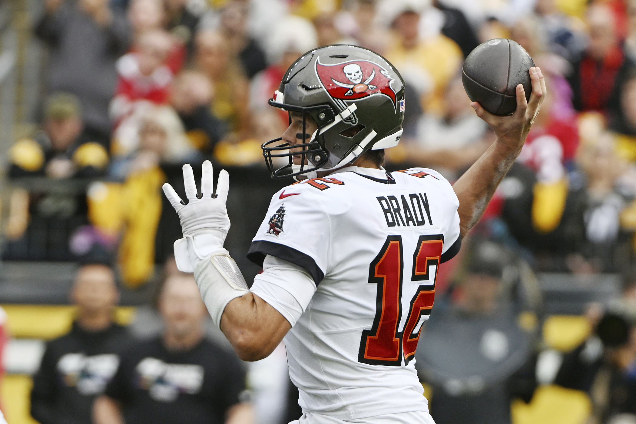 PFF PIT Steelers on Twitter: Mitch Trubisky off the bench vs the Bucs: ⚫️  9/12 (75%) 