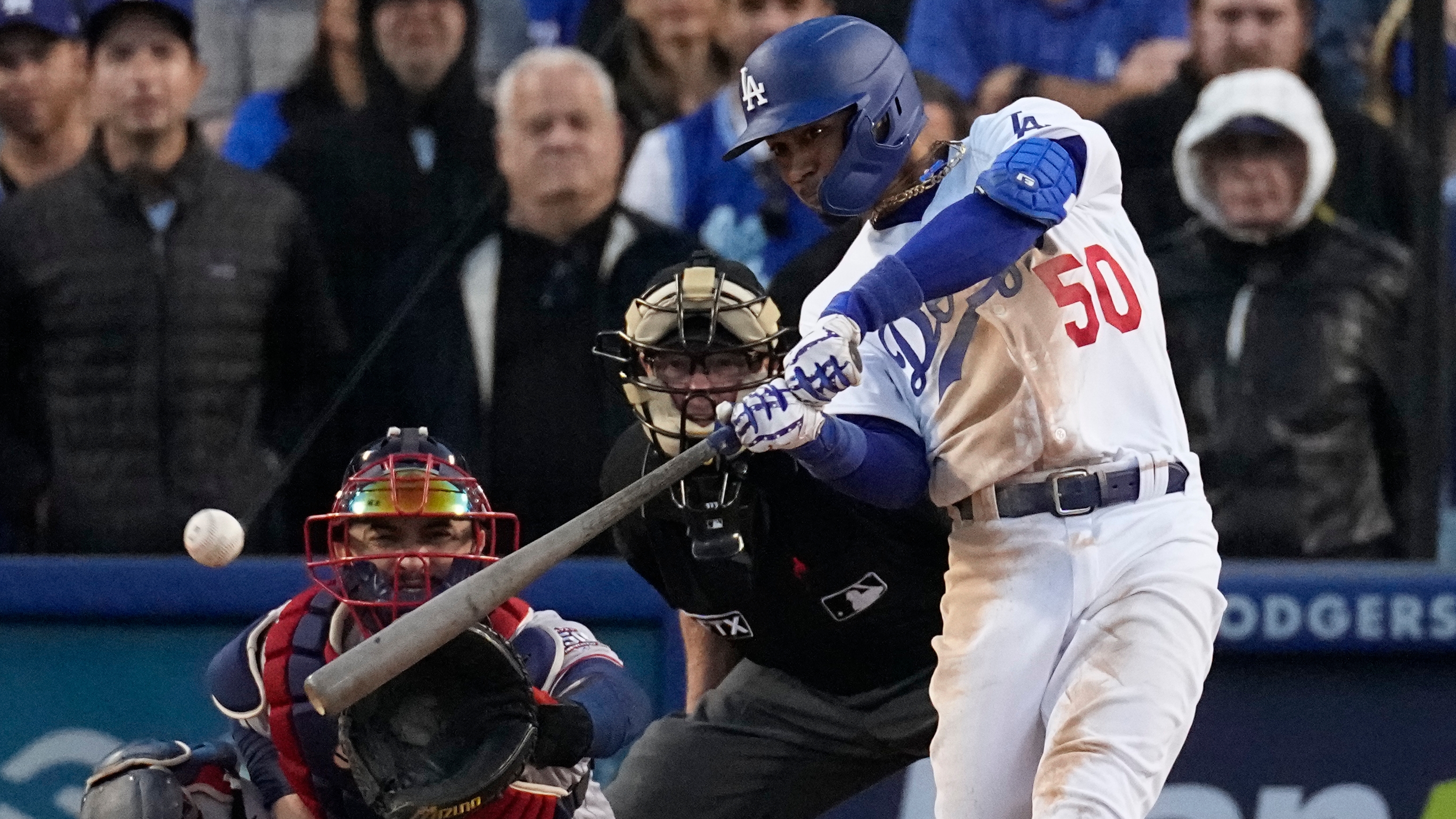 Dodgers rally in sixth inning of NLDS Game 3