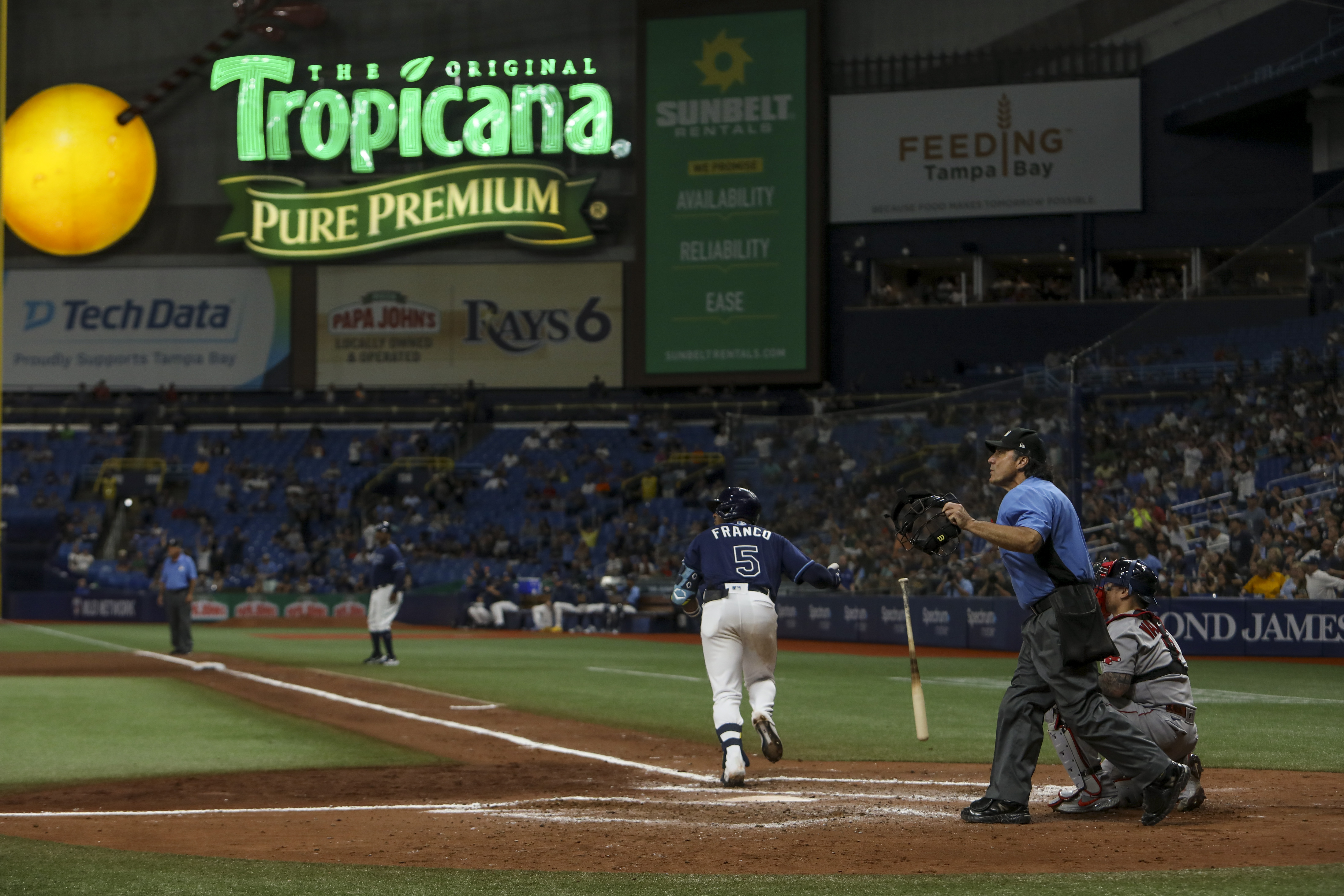 Evan Longoria's dramatic 12th-inning home run puts Tampa Bay Rays