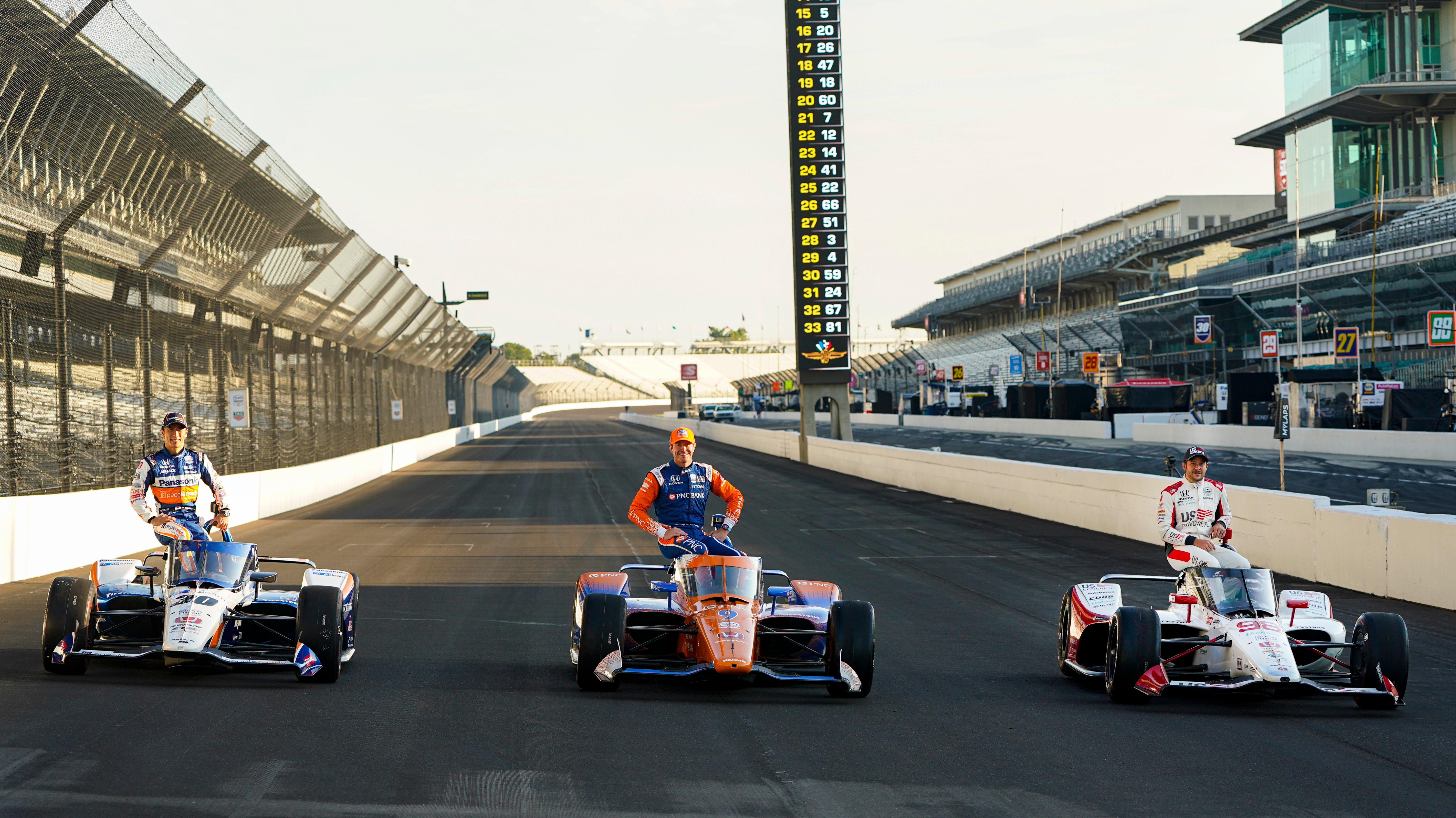 Indianapolis 500 does its best to shine as show goes on during