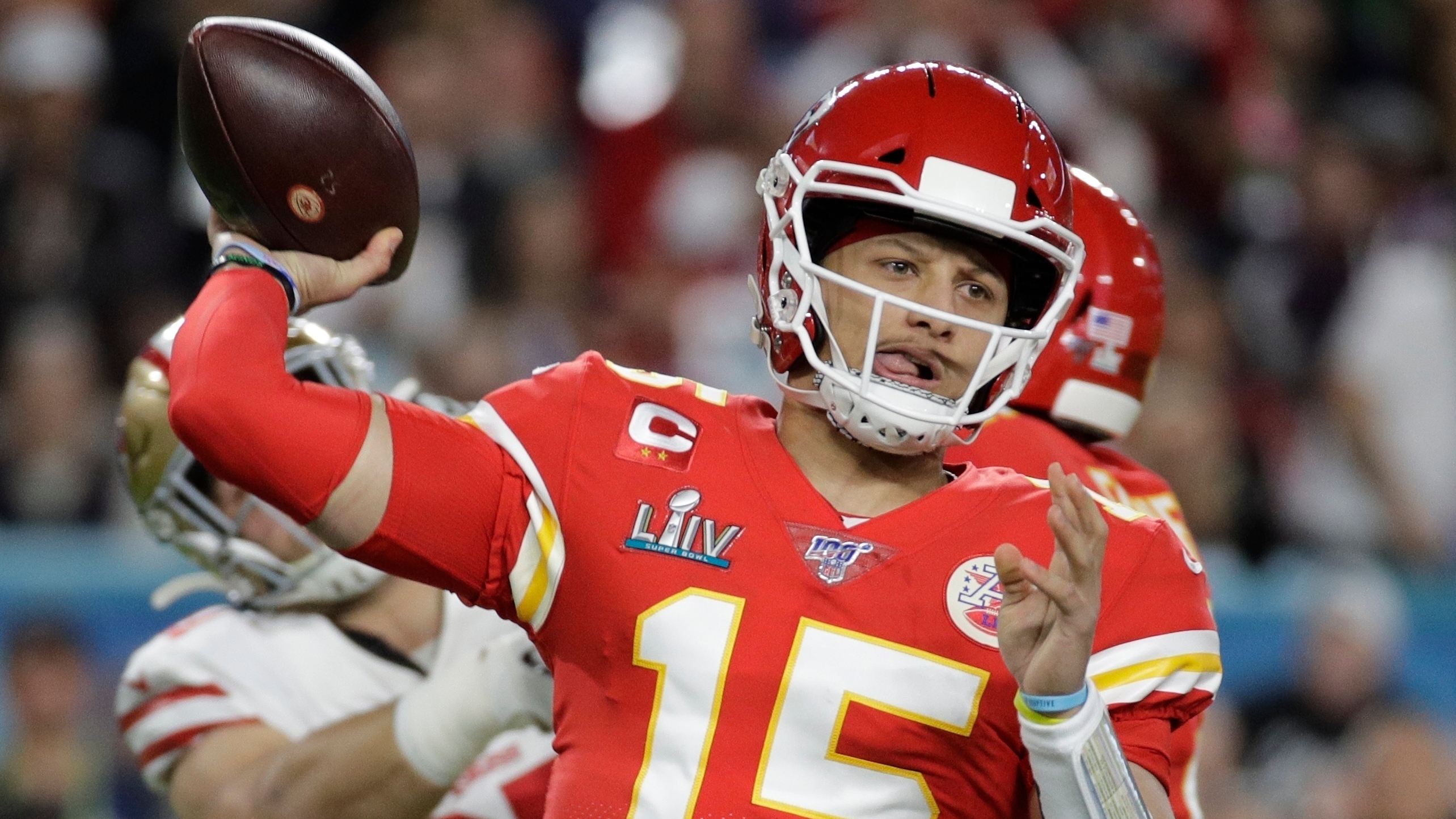 Patrick Mahomes leads Chiefs' rally past 49ers in Super Bowl, 31-20