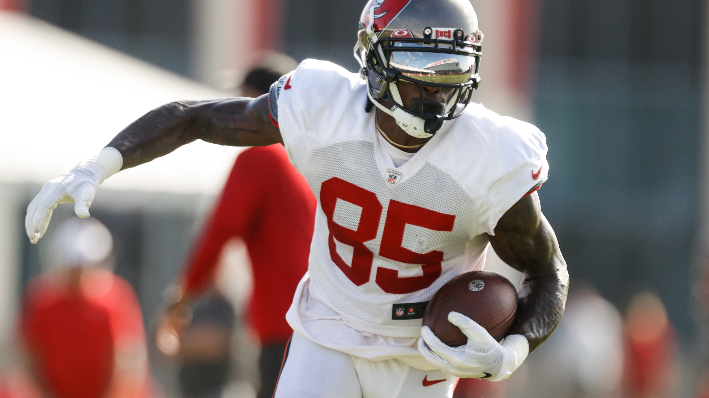 Buccaneers' stance on keeping Julio Jones, free agent WRs after  disappointing season