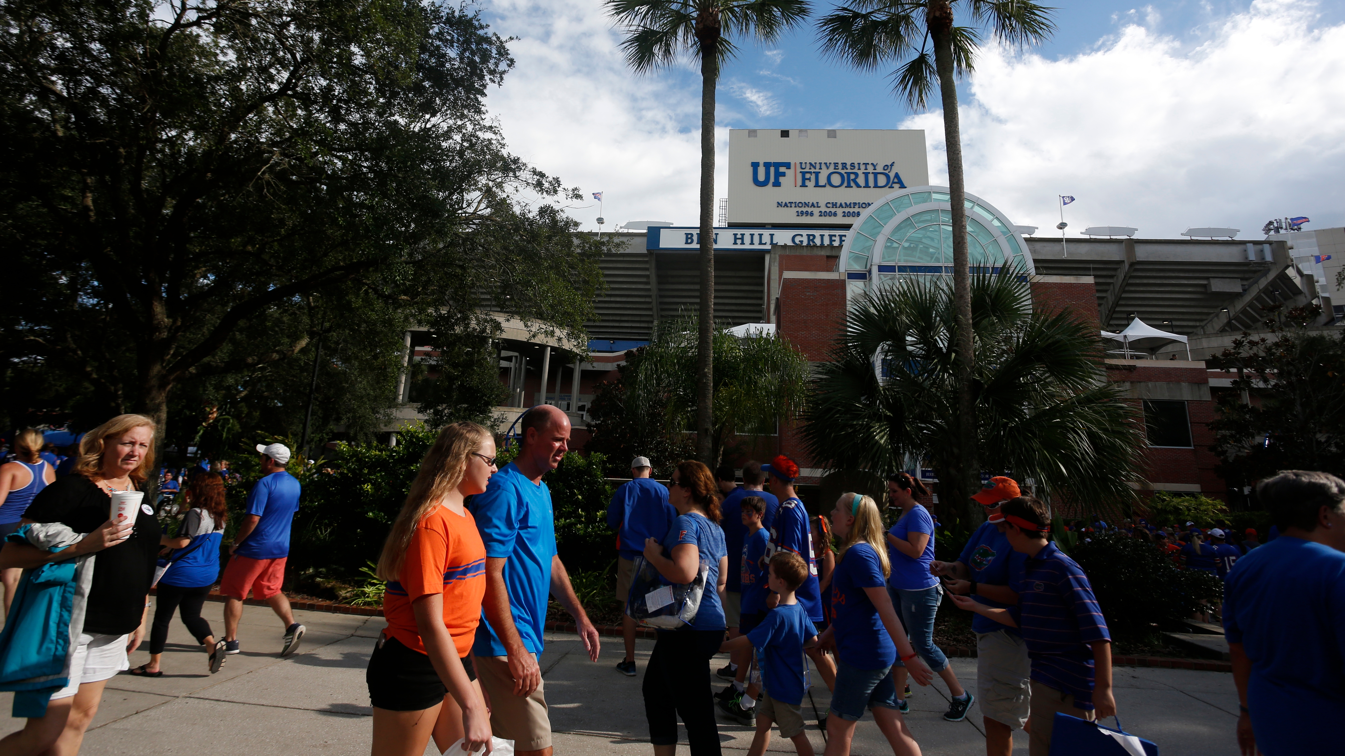 Florida announces revised timeline, cost for new baseball stadium -  Alligator Army