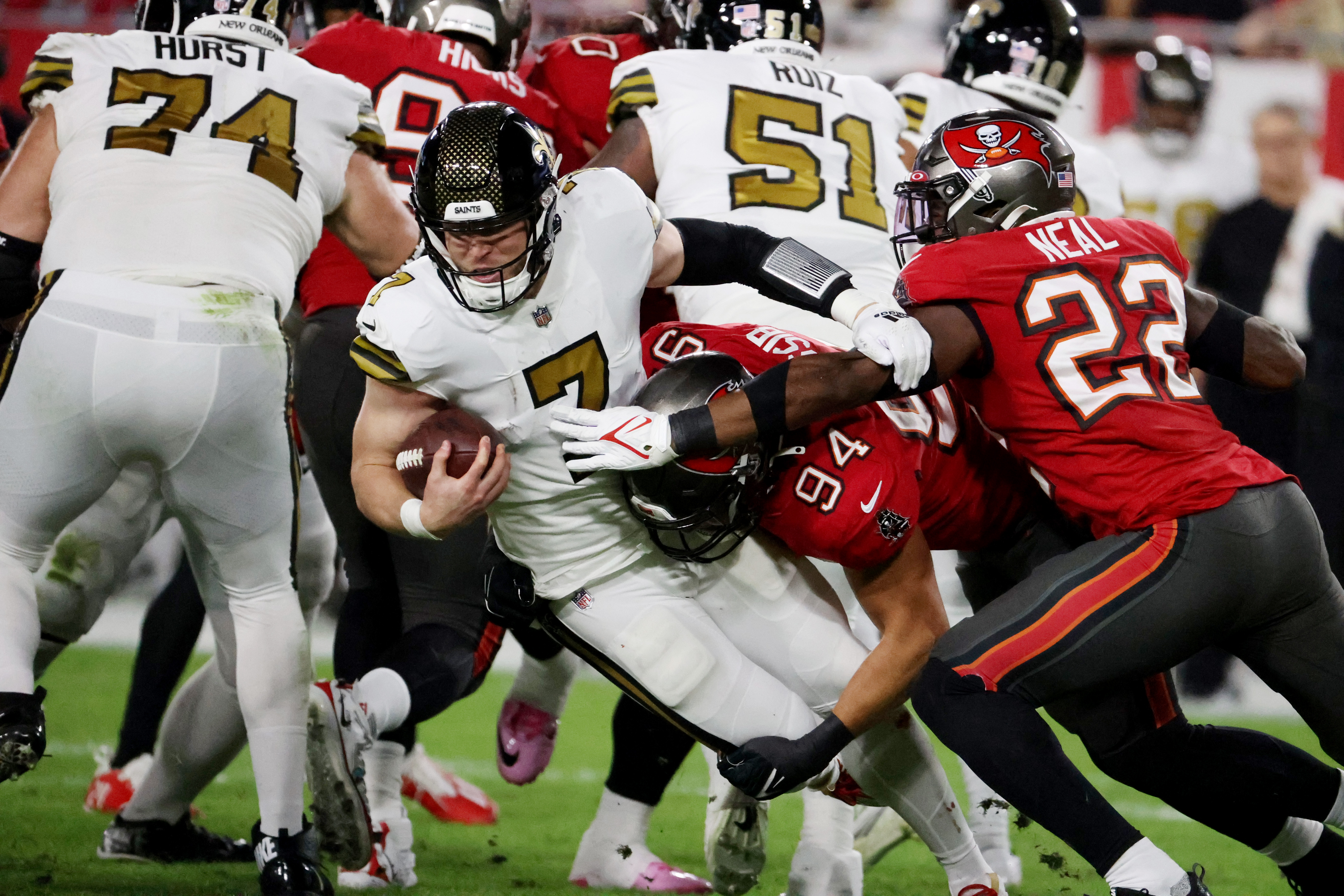 Saints vs. Falcons final score: New Orleans holds off Atlanta on  Thanksgiving to clinch NFC South