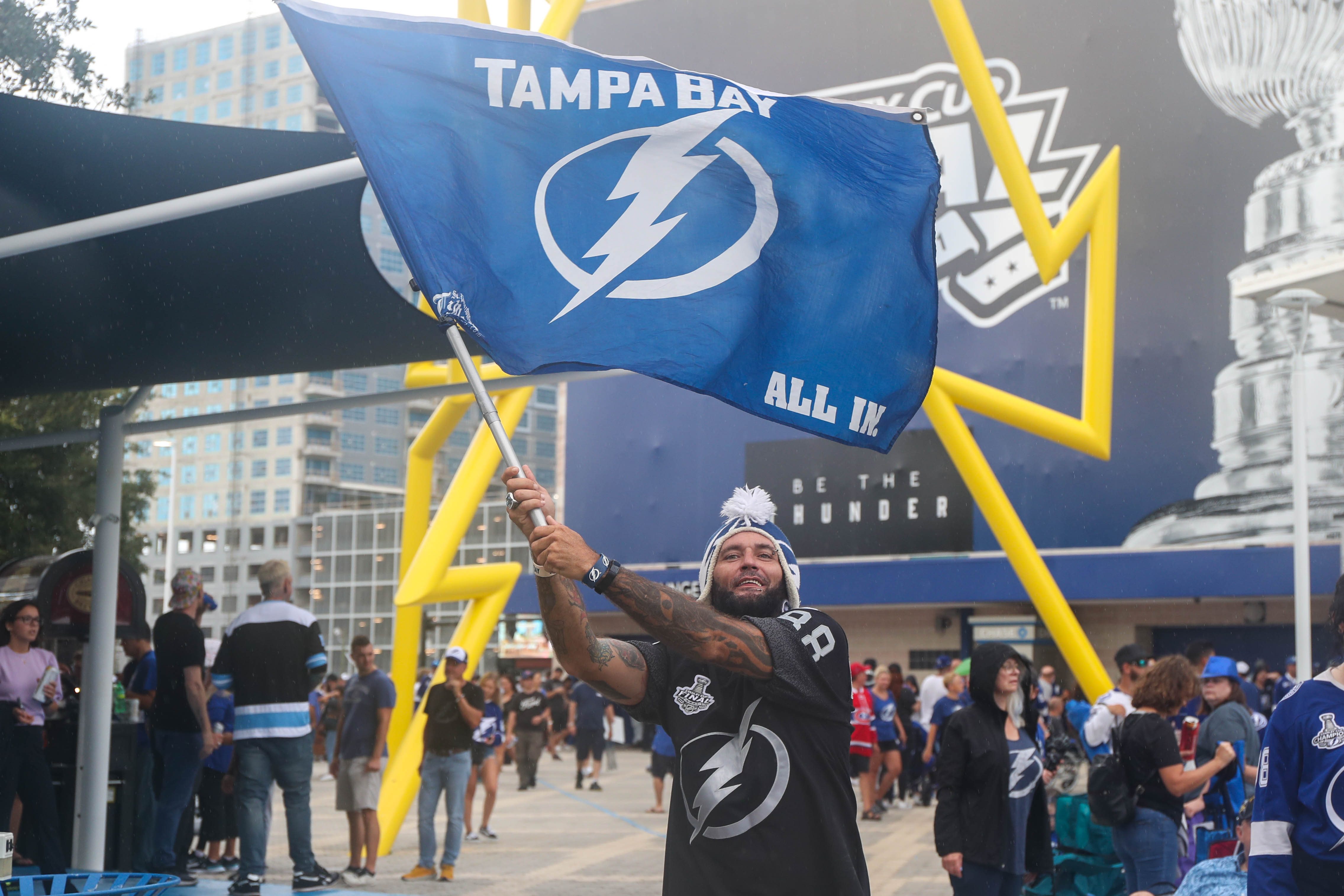 Bling Ring Commemorates Lightning's Back-To-Back Stanley Cups