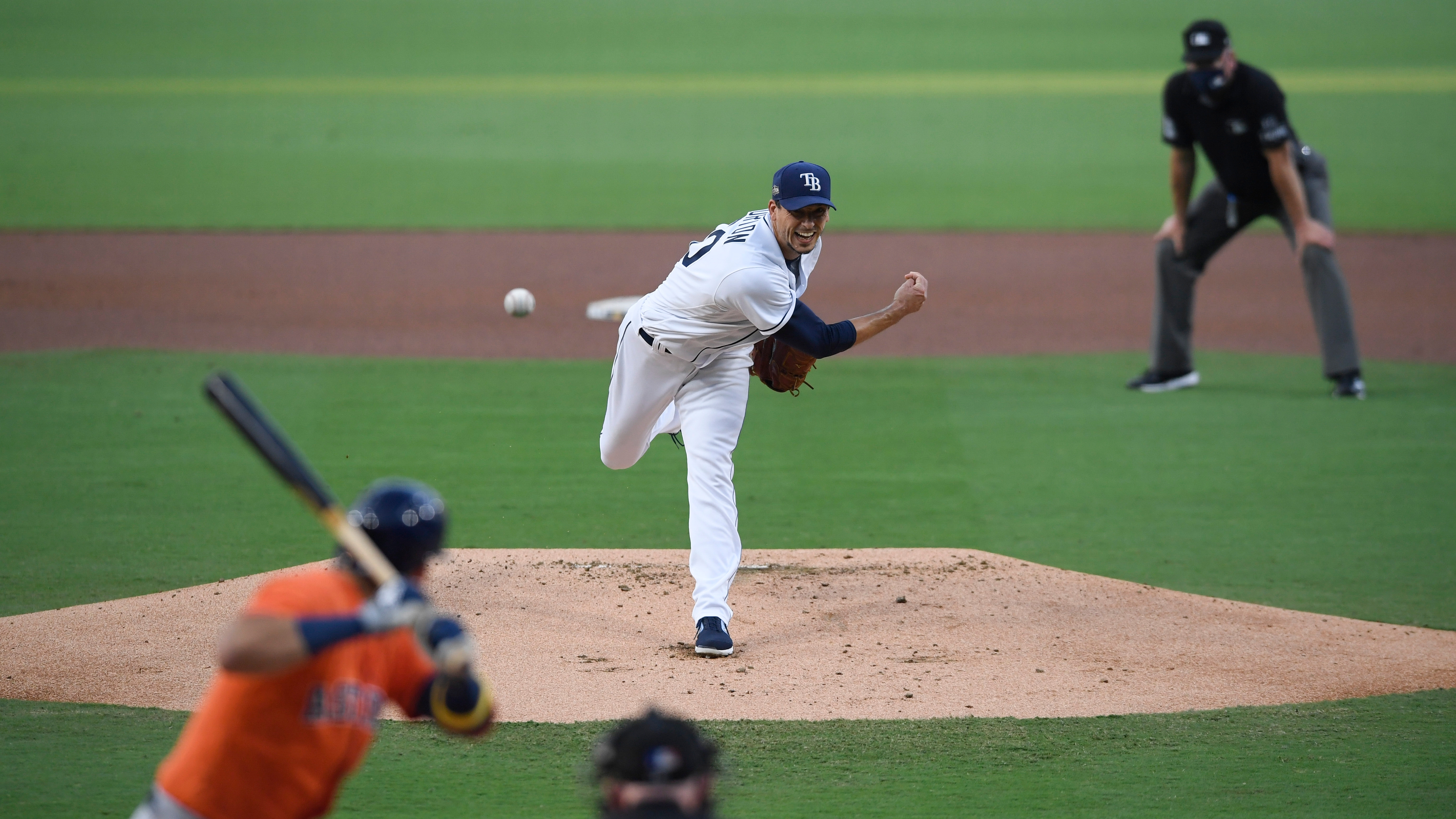 Rays' Cash questioned for pulling Charlie Morton from Game 7