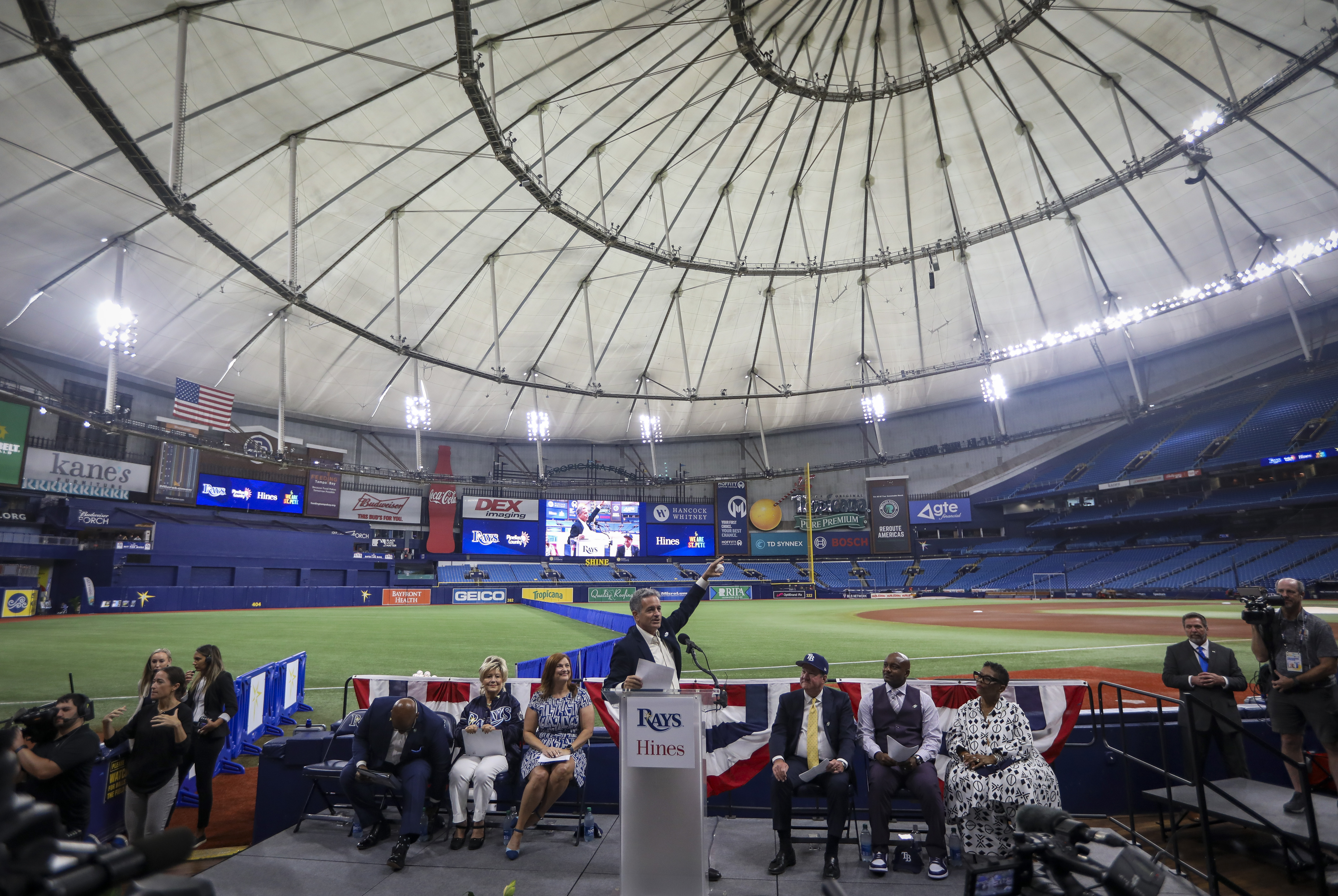 Tropicana Field (1990)  Football stadiums, Tampa bay rays, American sports