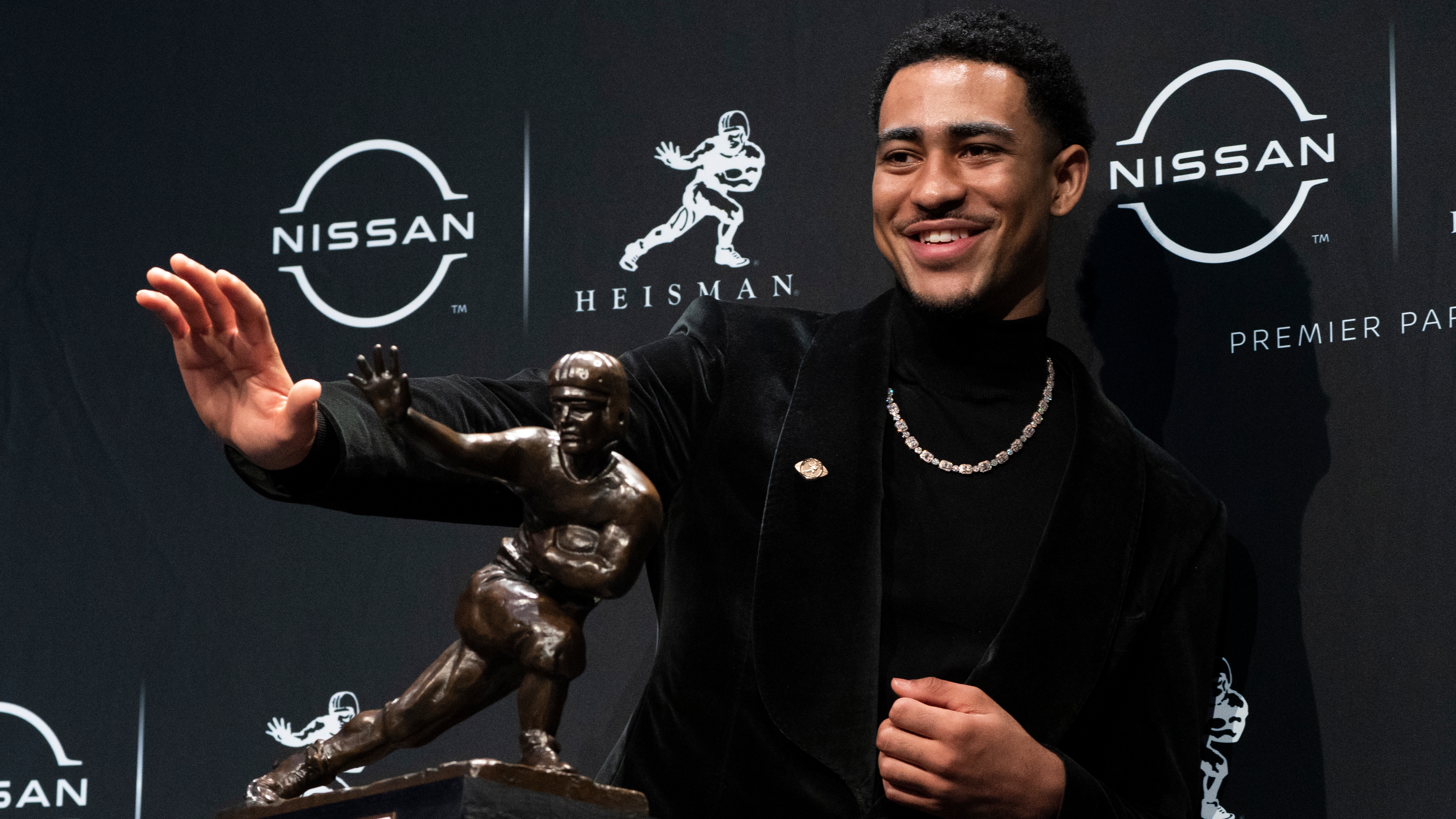 Alabama's Bryce Young wins the Heisman Trophy