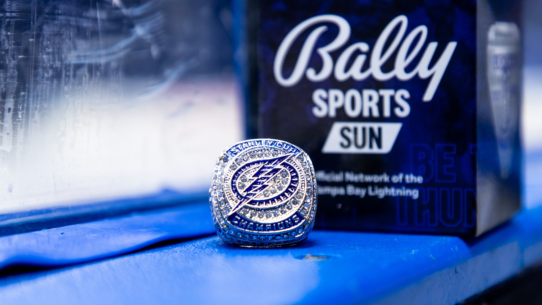 Lightning receive Stanley Cup rings at private ceremony