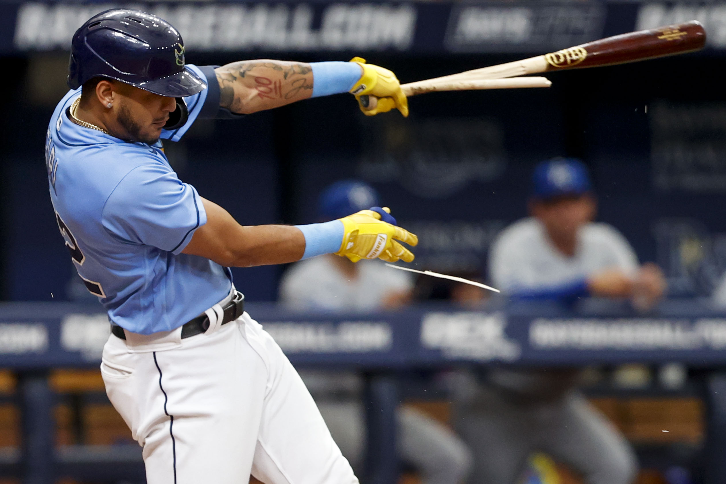 Rays lose Ramírez to broken thumb, but beat Orioles 7-5