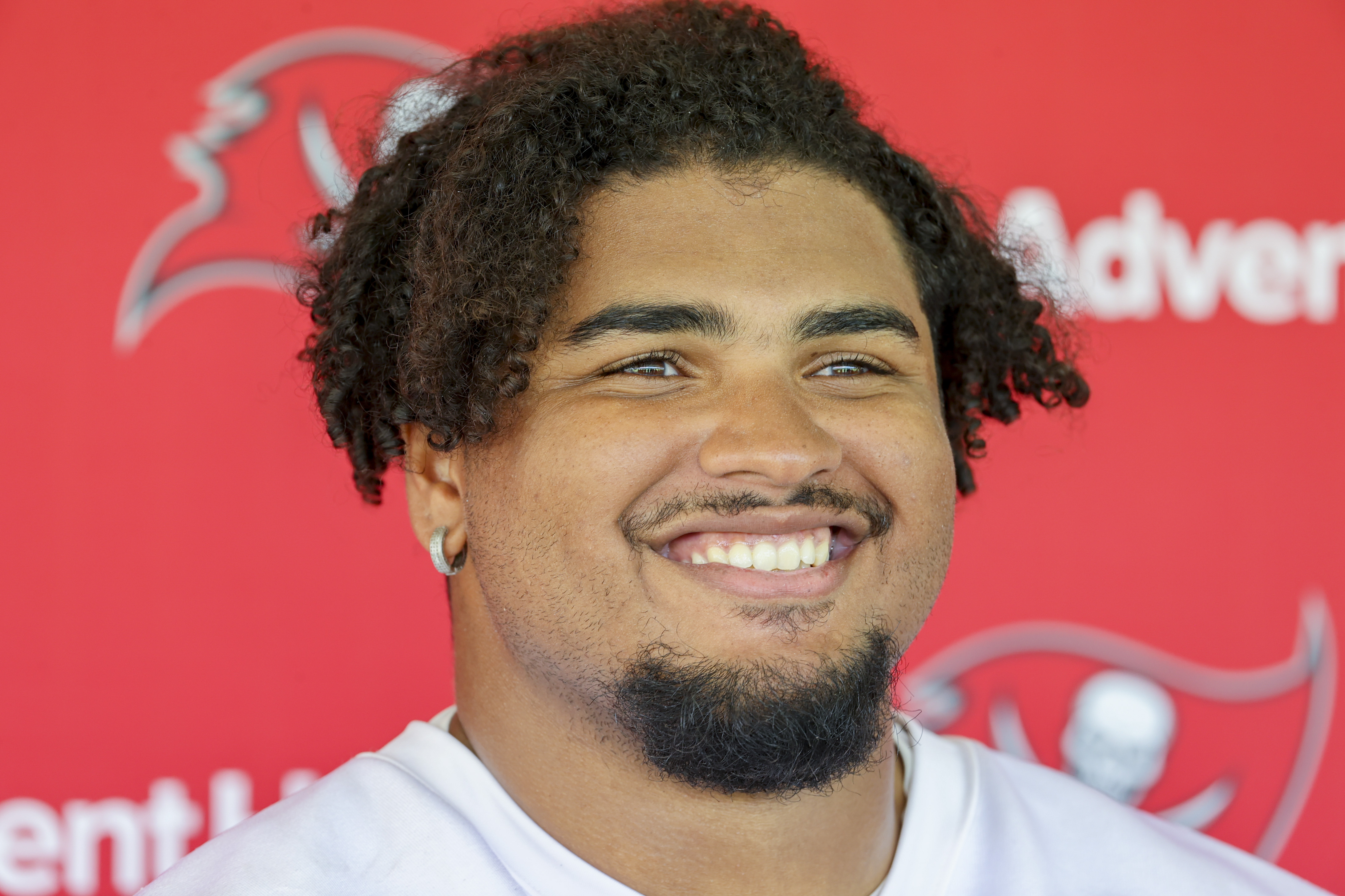 Bucs' new O-line: Tristan Wirfs moves to left tackle, Luke Goedeke