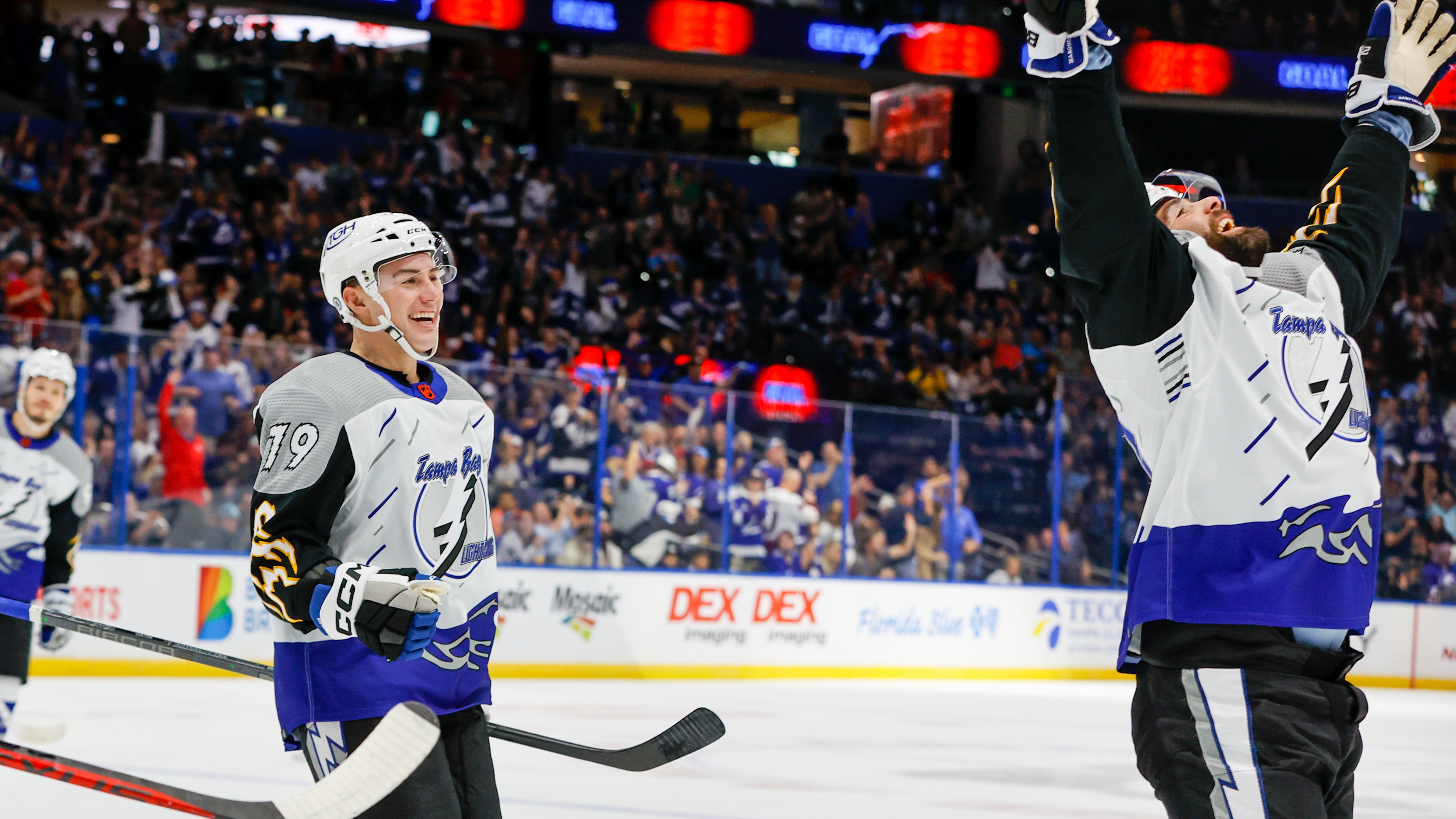 Orlando NHL fans can see Lightning, Panthers live tonight