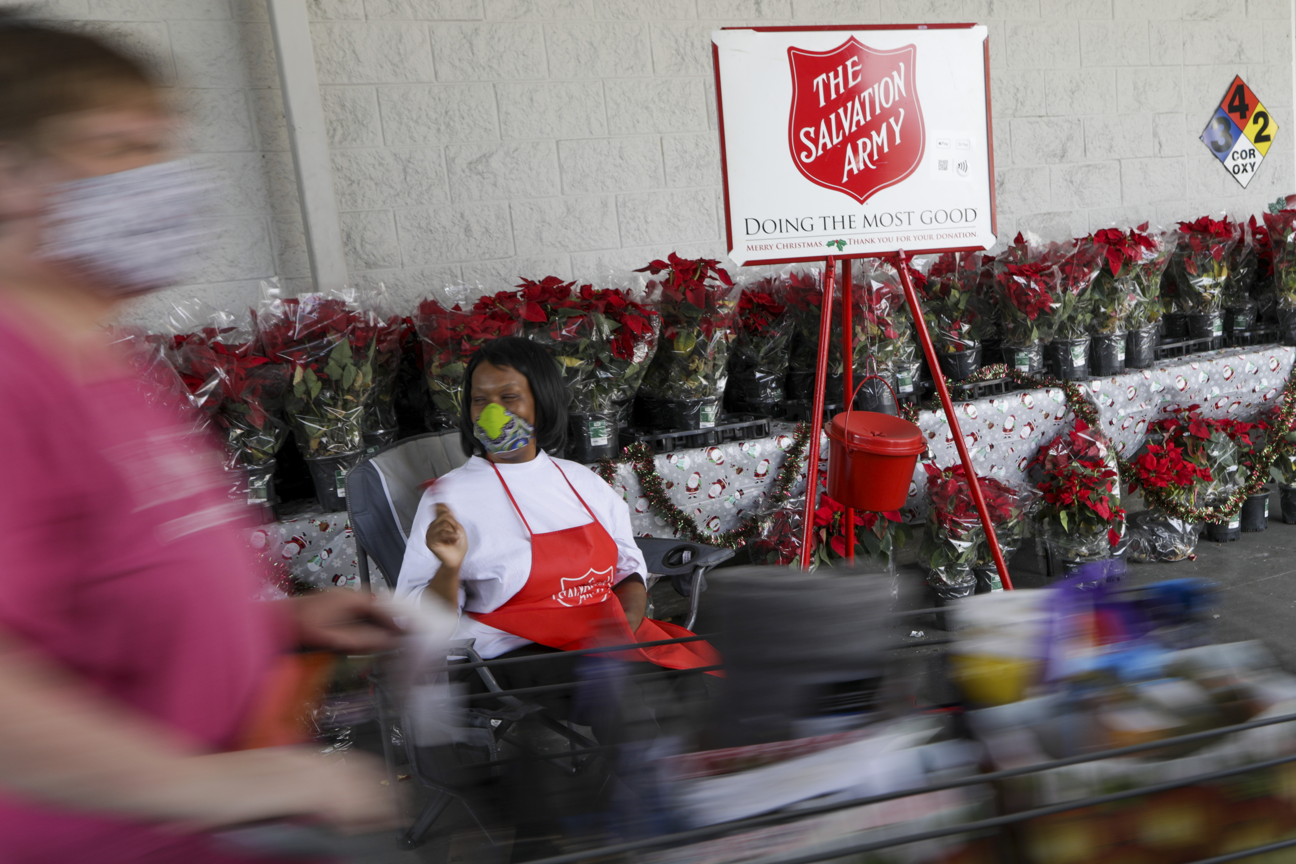 Salvation Army adapts to keep holiday kettles full during pandemic