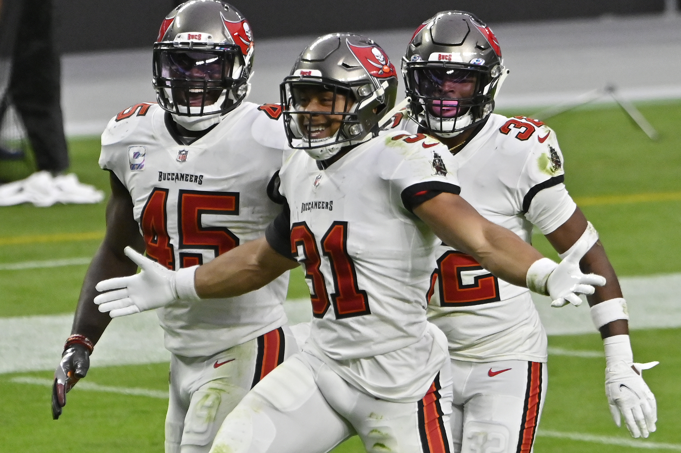 Notes and stats from the Bucs 45-20 win over the Raiders - Bucs Nation