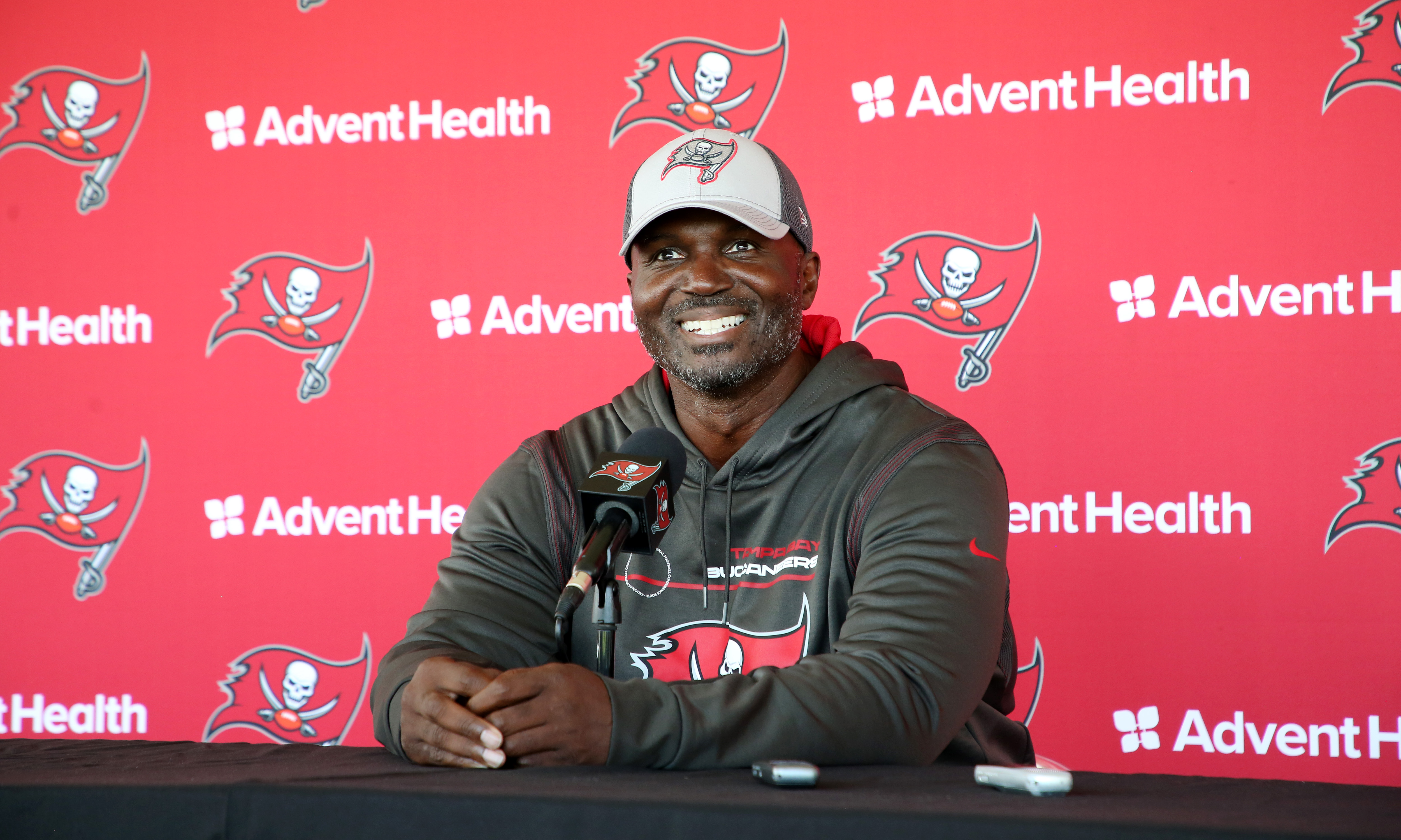 Buccaneers Coach Todd Bowles Graduates From College in Maryland – NBC4  Washington