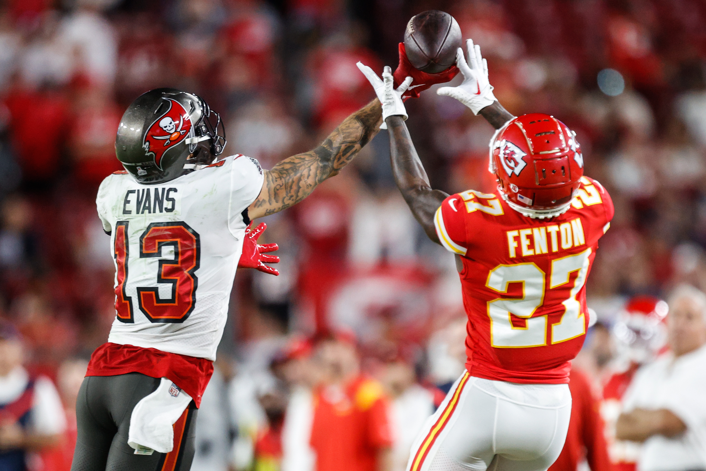 Tampa Bay Buccaneers guard Luke Goedeke (67) pretects the pocket