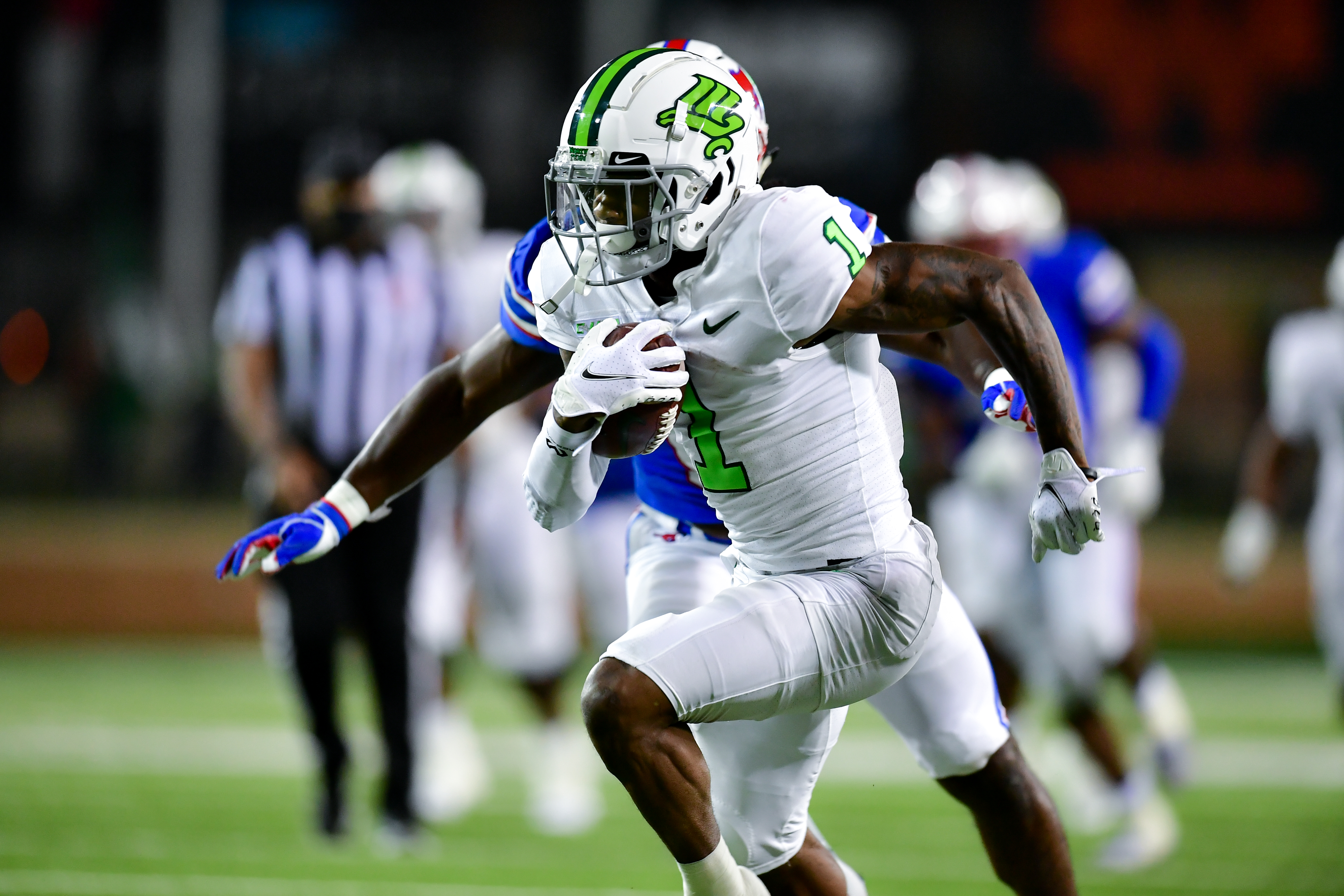 Bucs trade up for North Texas receiver Jaelon Darden in fourth round